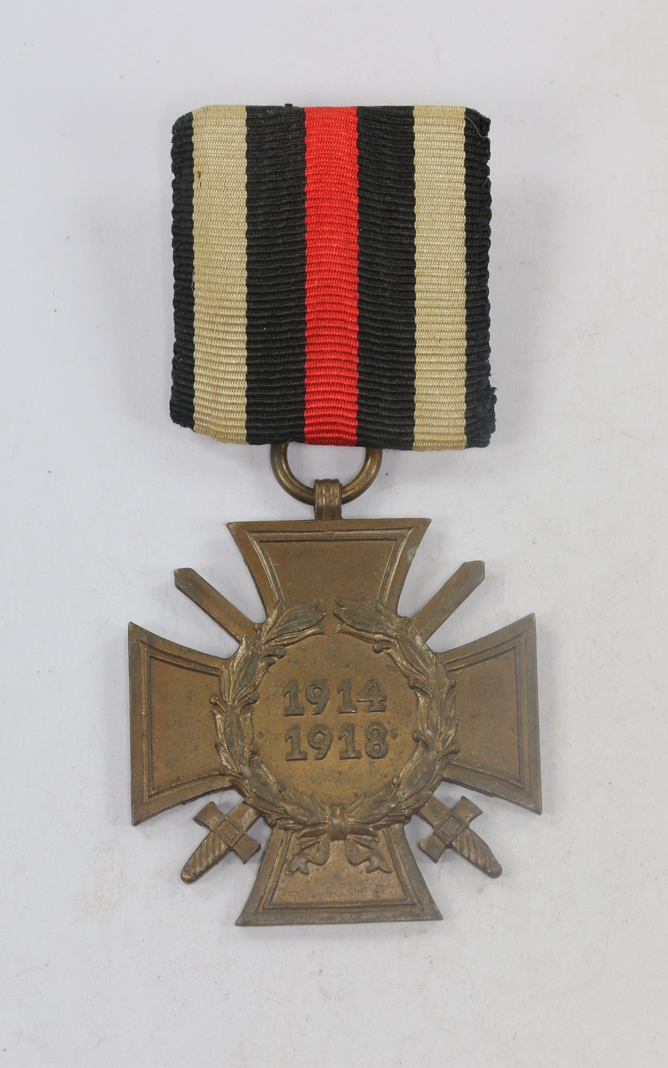 Hindenburg Cross for Combatants. Maker D.S.M. – Bild 1