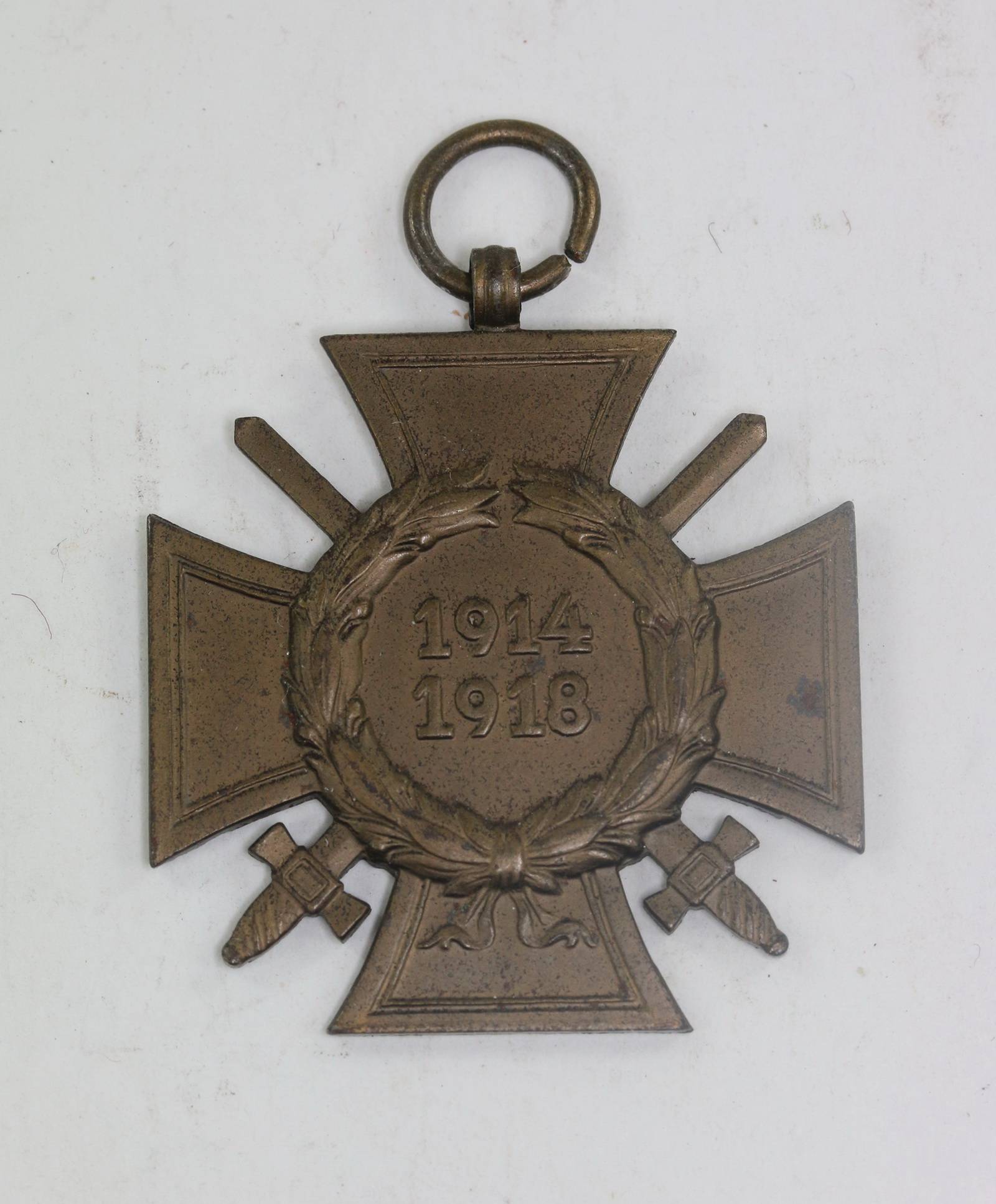 Hindenburg Cross for Combatants. Maker G11 – Bild 1