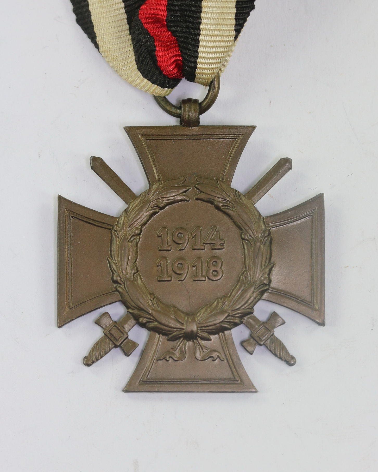 Hindenburg Cross for Combatants. Maker G 10 – Bild 1