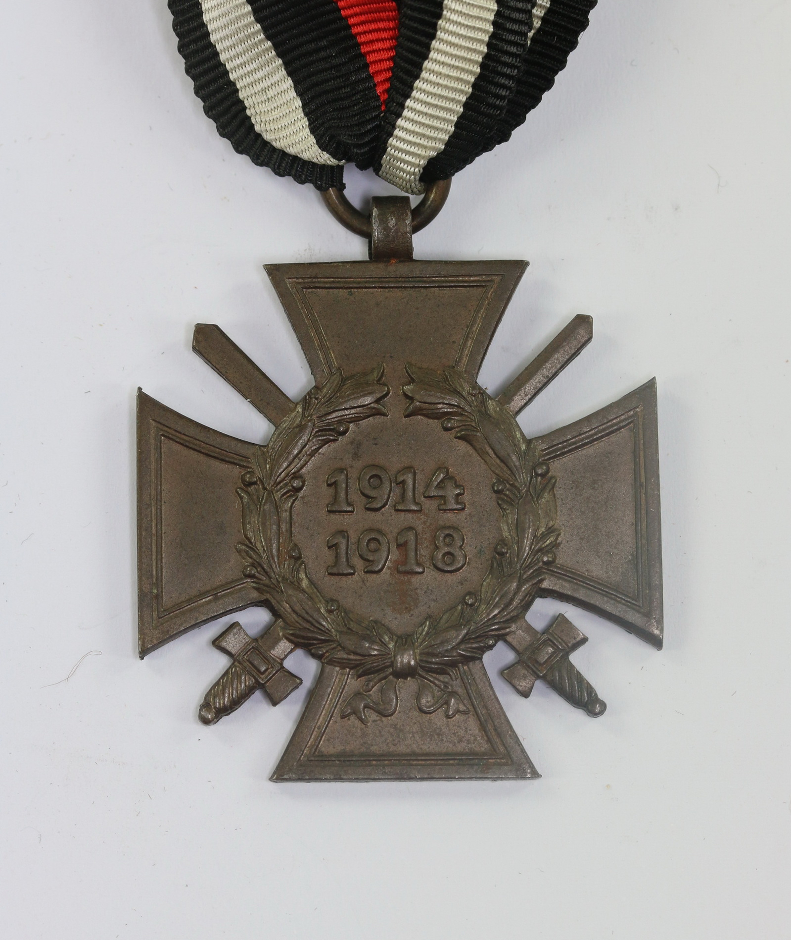 ehrenkreuz_f_r_frontk_mpfer_hst Hindenburg Cross for Combatants. Maker R.V. 67. Pfotzheim – Bild 1