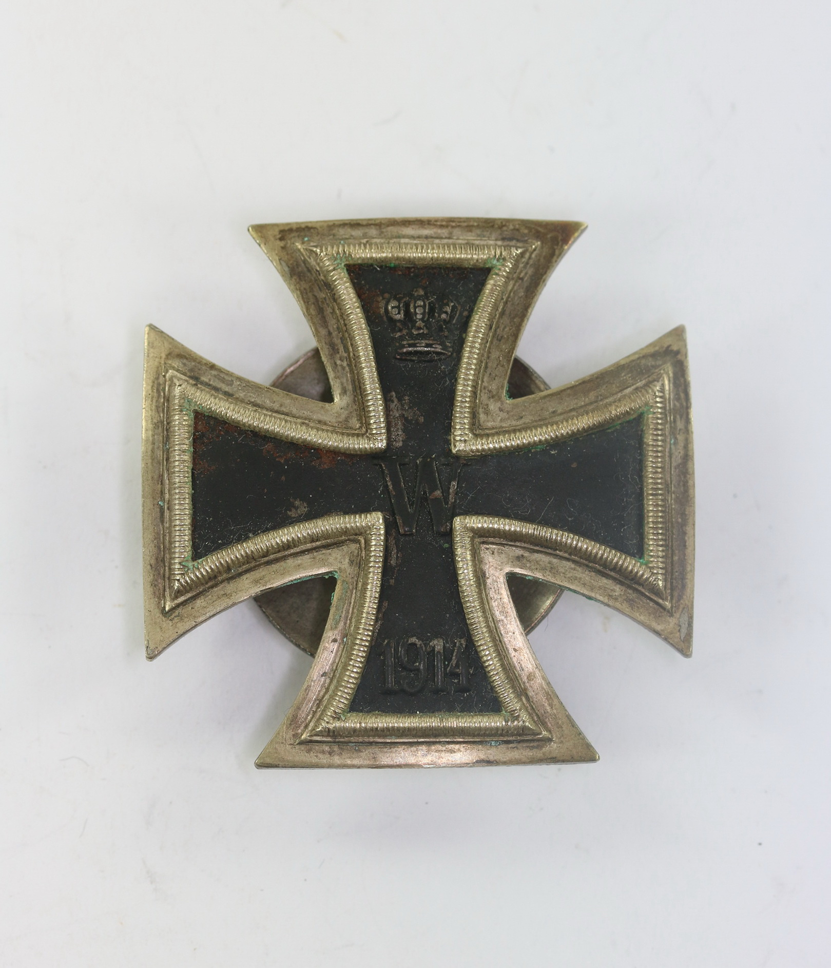  Eisernes Kreuz 1. Klasse 1914, in der Form von 1939, an Platte und Schraube, Hst. L/12 (C.E. Juncker, Berlin) – Bild 1