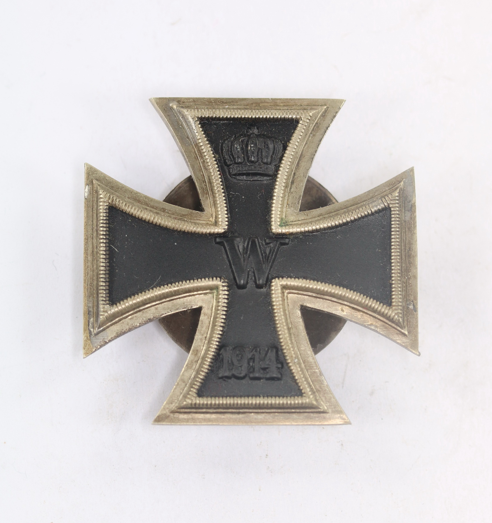 Iron Cross 1st Class 1914 in the Pattern from 1939 on Screwback. Maker L/13 (Paul Meybauer, Berlin) – Bild 1