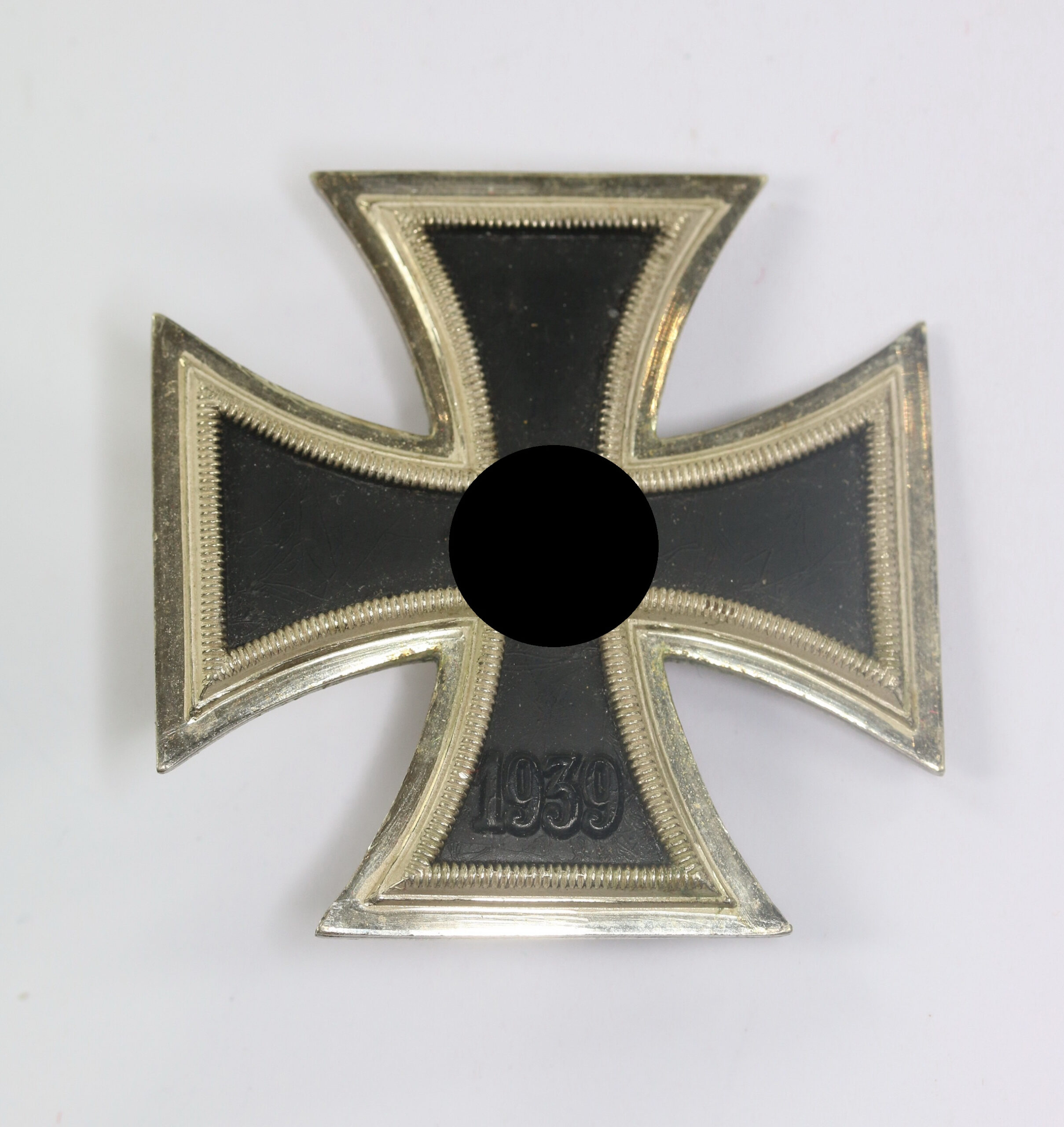 eisernes_kreuz_1 Eisernes Kreuz 1. Klasse 1939, Doppelhersteller 4 und L/16 (Steinhauer & Lück, Lüdenscheid) – Bild 1