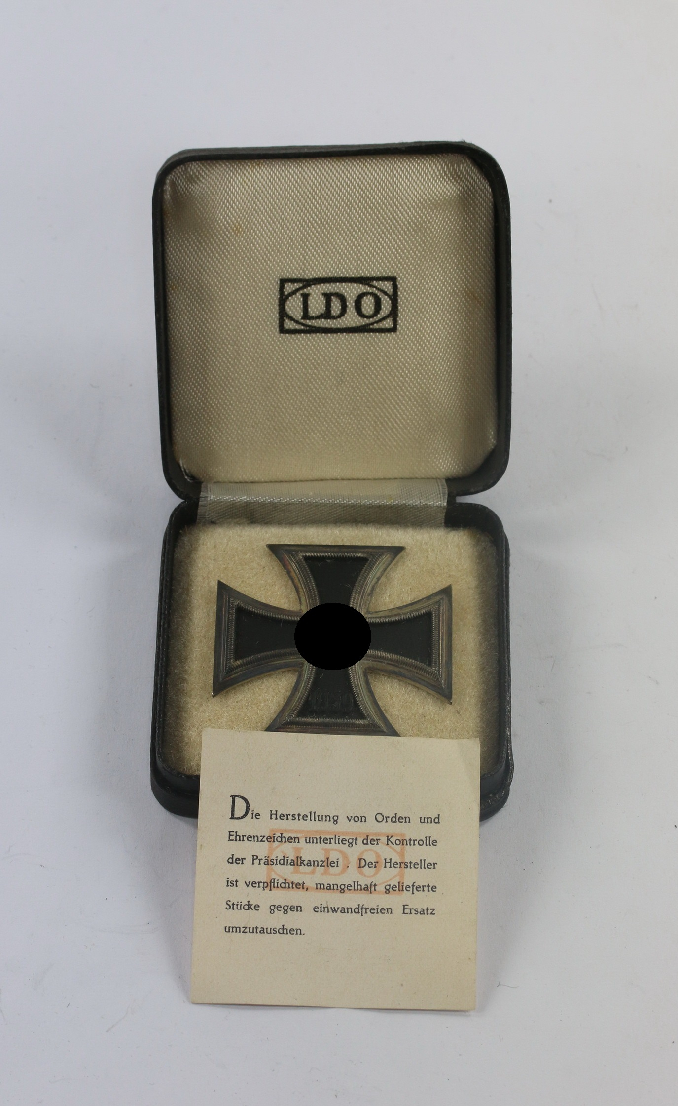 eisernes_kreuz_1 Eisernes Kreuz 1. Klasse 1939, Hst. L/54, im LDO Etui, mit LDO Garantie Zettel (!) – Bild 1