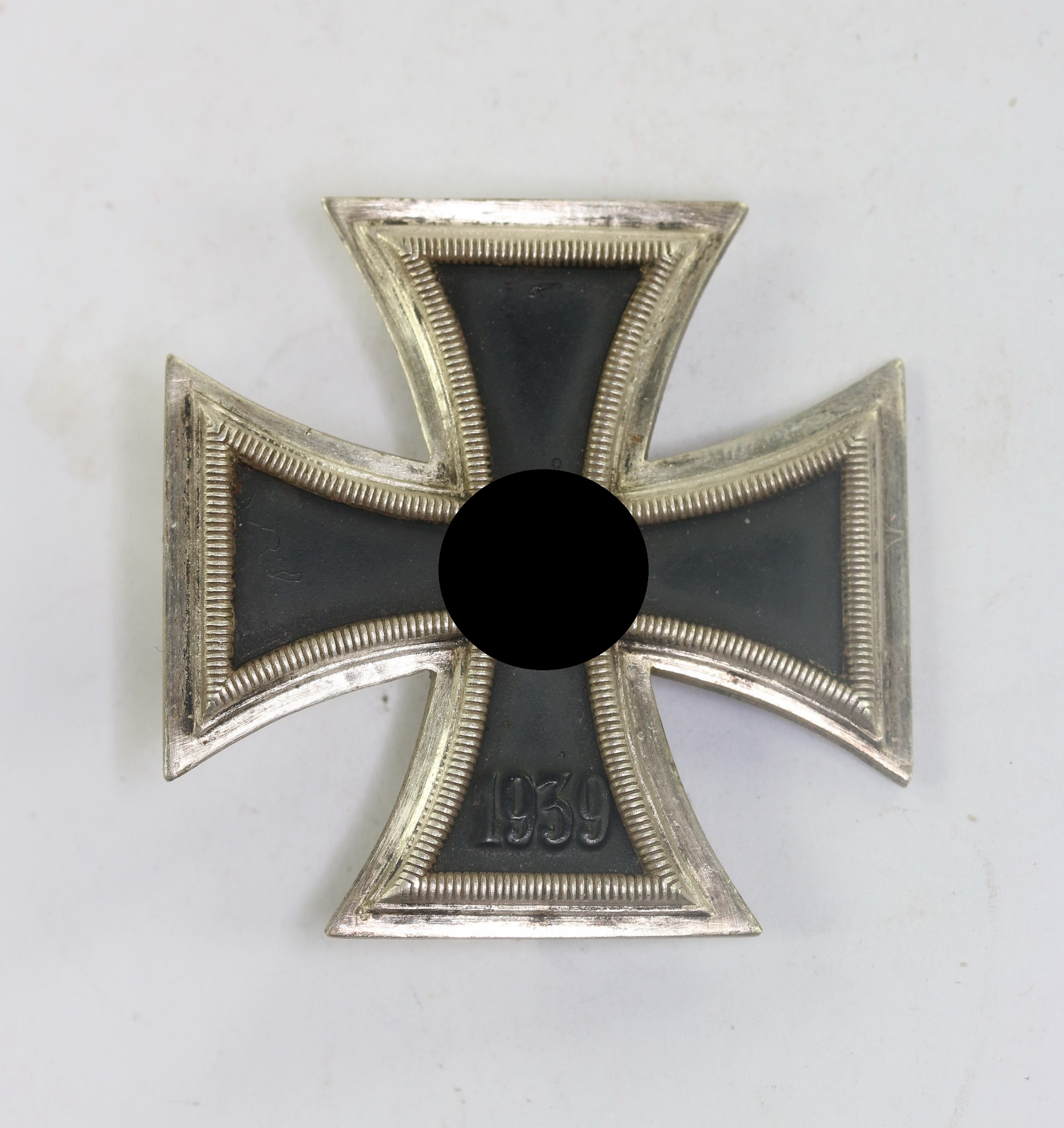 Eisernes Kreuz 1. Klasse 1939, Hst. L59 dünne Nadel (!) (Alois Rettenmaier, Schwäbisch-Gmünd) – Bild 1