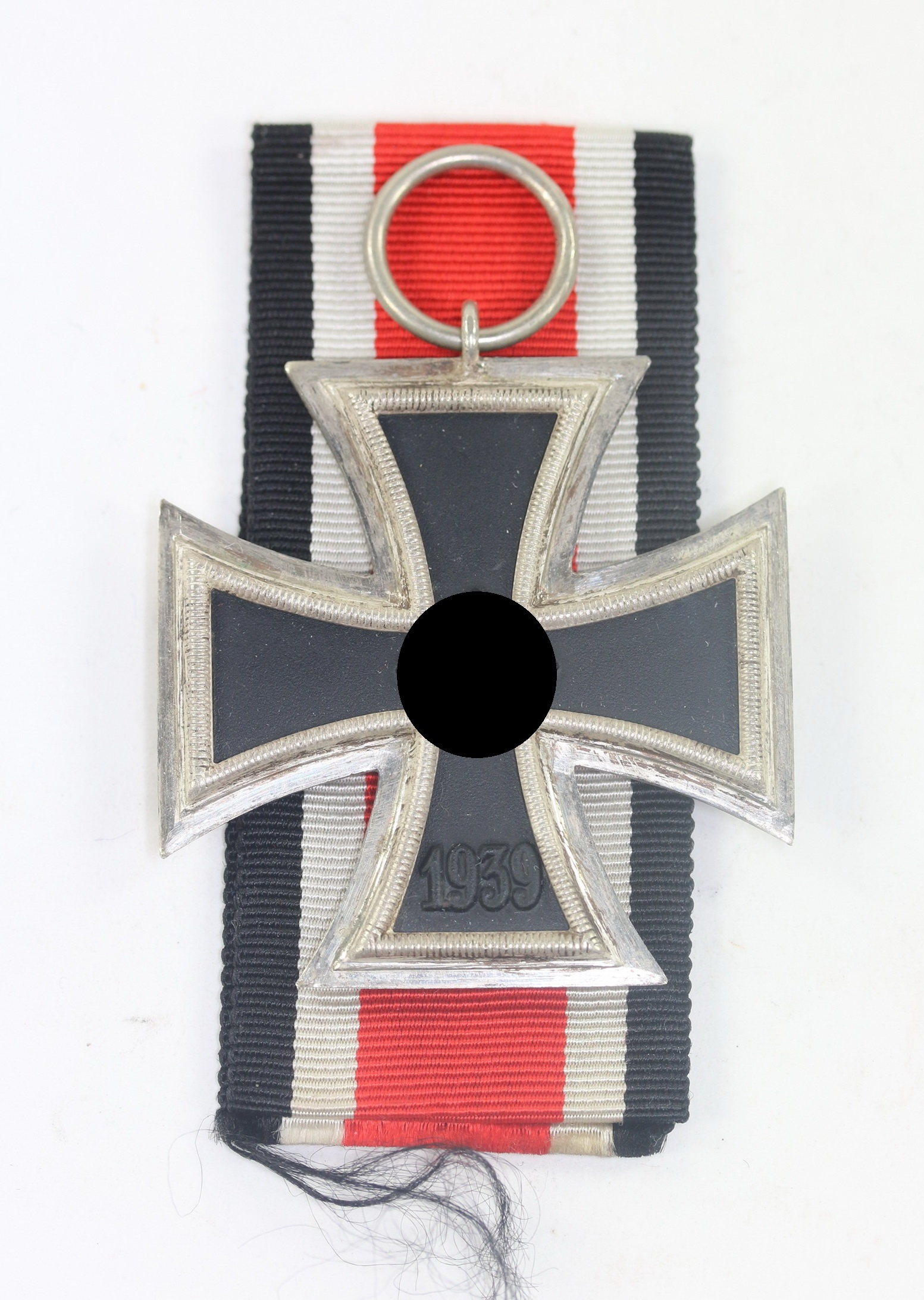 Eisernes Kreuz 2. Klasse 1939, Hst. 23 (Arbeitsgemeinschaft für Heeresbedarf in der Graveur & Ziselierinnung, Berlin) – Bild 1