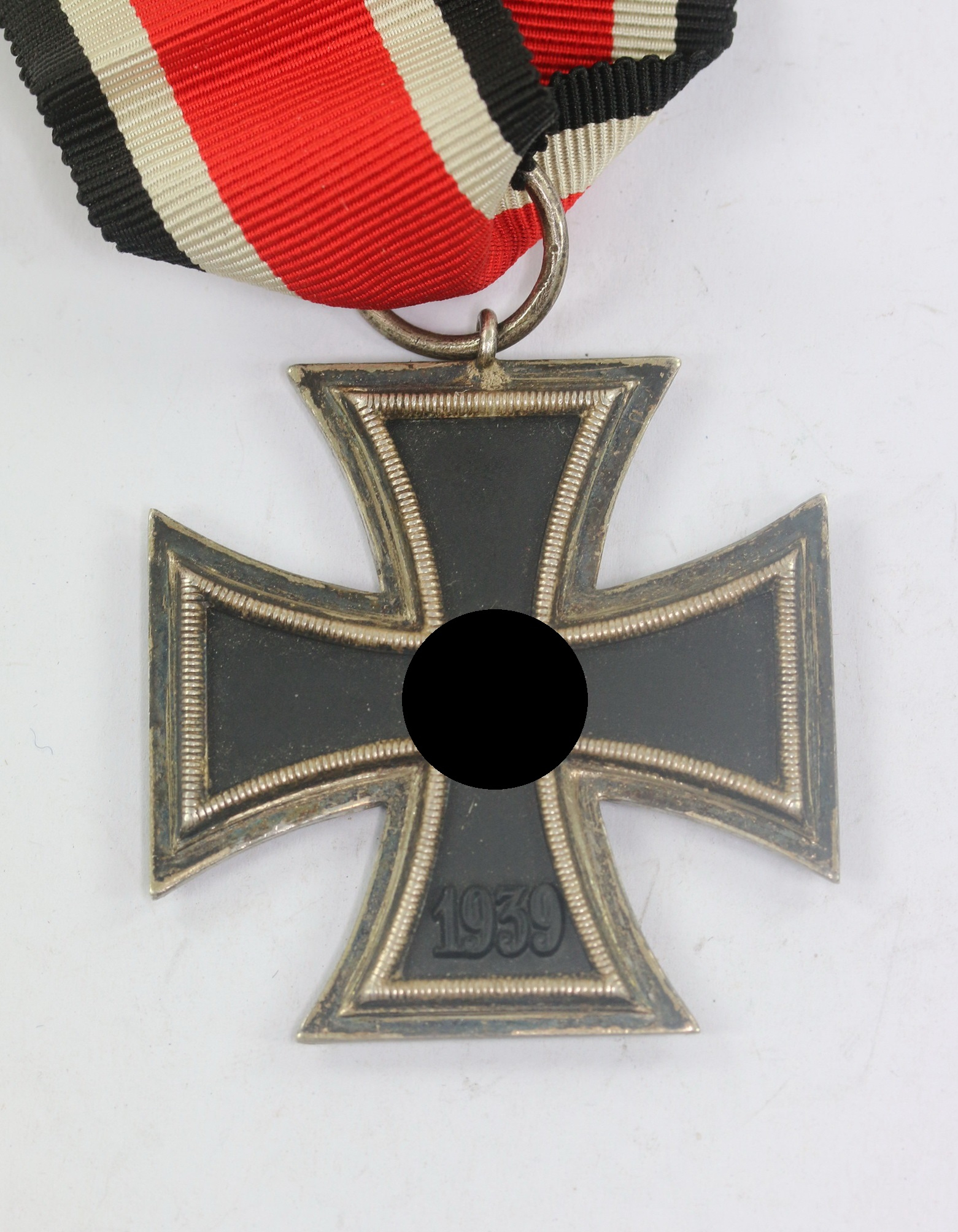 Eisernes Kreuz 2. Klasse 1939, Hst. 23 (Arbeitsgemeinschaft für Heeresbedarf in der Graveur & Ziselierinnung, Berlin) – Bild 1