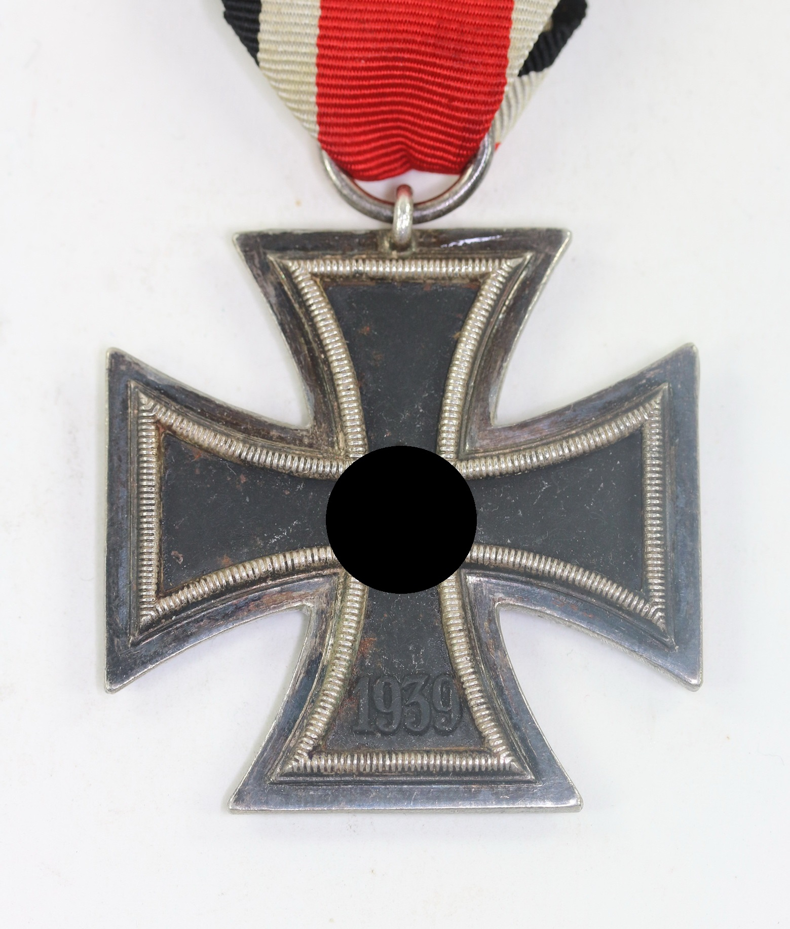 eisernes_kreuz_2 Iron Cross, 2nd Class 1939. Maker 24 (Arbeitsgemeinschaft der Hanauer Plakettenhersteller, Hanau). – Bild 1