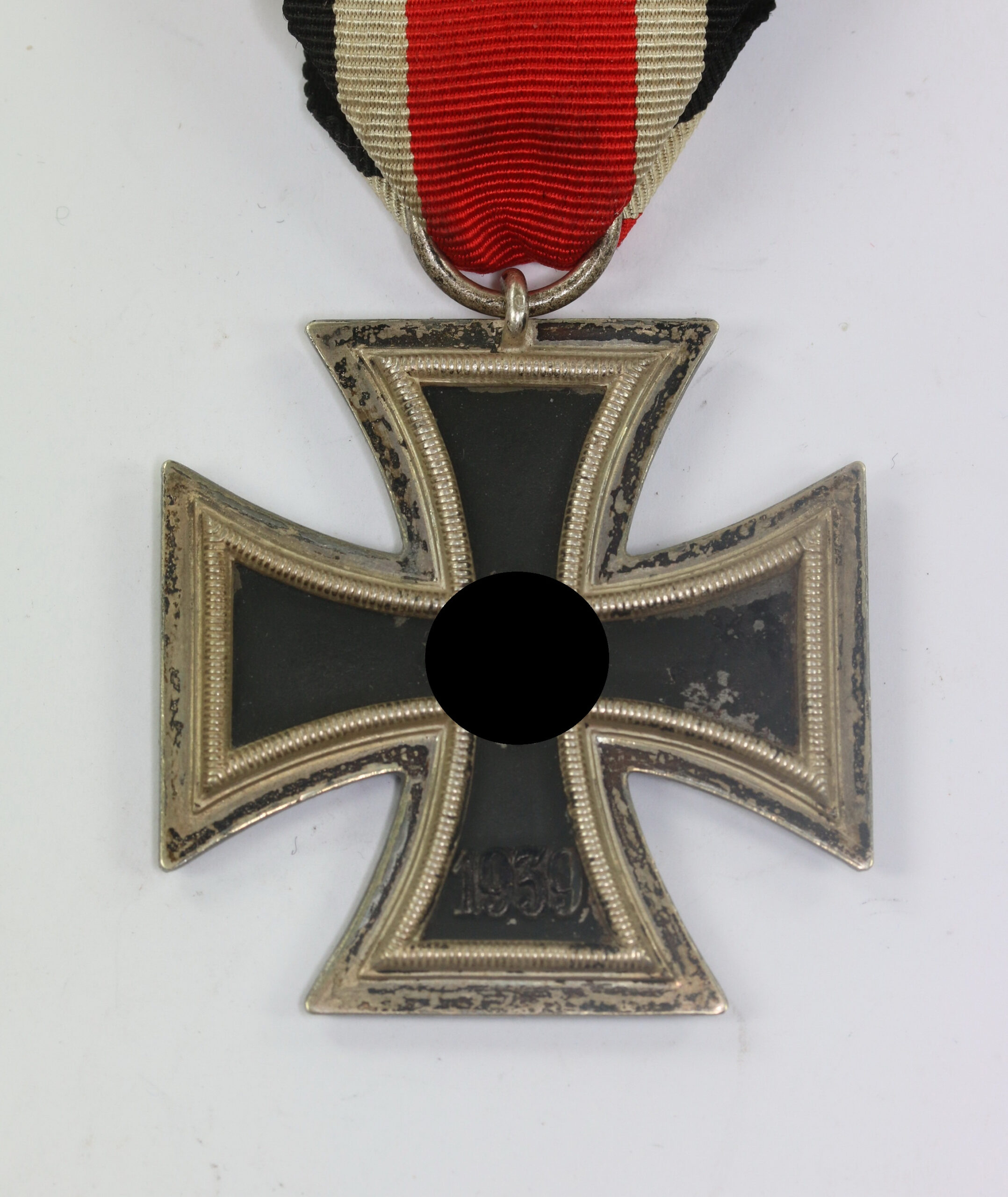 eisernes_kreuz_2 Eisernes Kreuz 2. Klasse 1939, Hst. 24 und WB (!) (Arbeitsgemeinschaft der Hanauer Plakettenhersteller, Hanau und W. Behrens, Schmuckwarenfabrik, Hanau) – Bild 1
