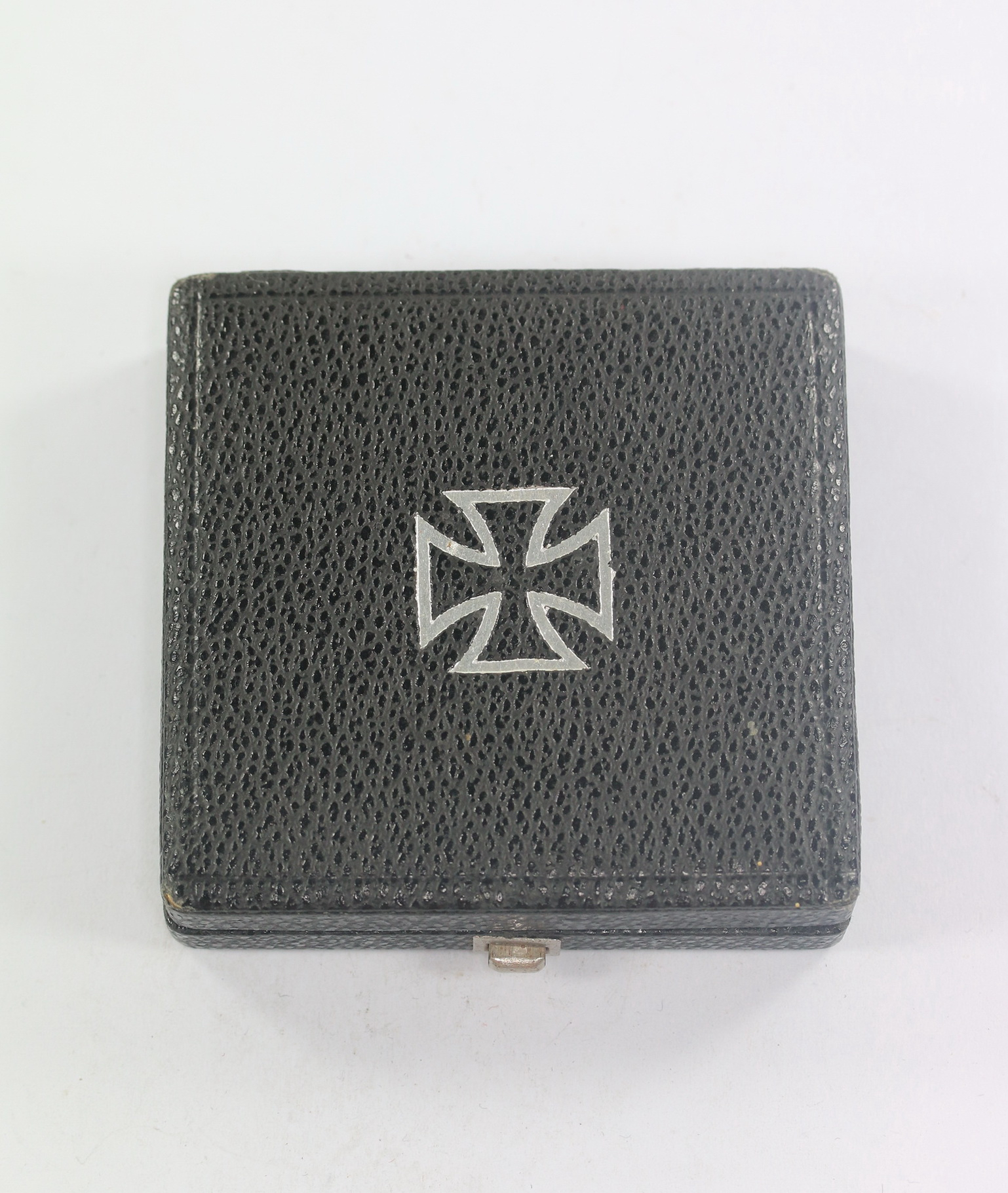 etui_eisernes_kreuz_1 Etui Eisernes Kreuz 1. Klasse 1939, eckiger Drücker – Bild 1