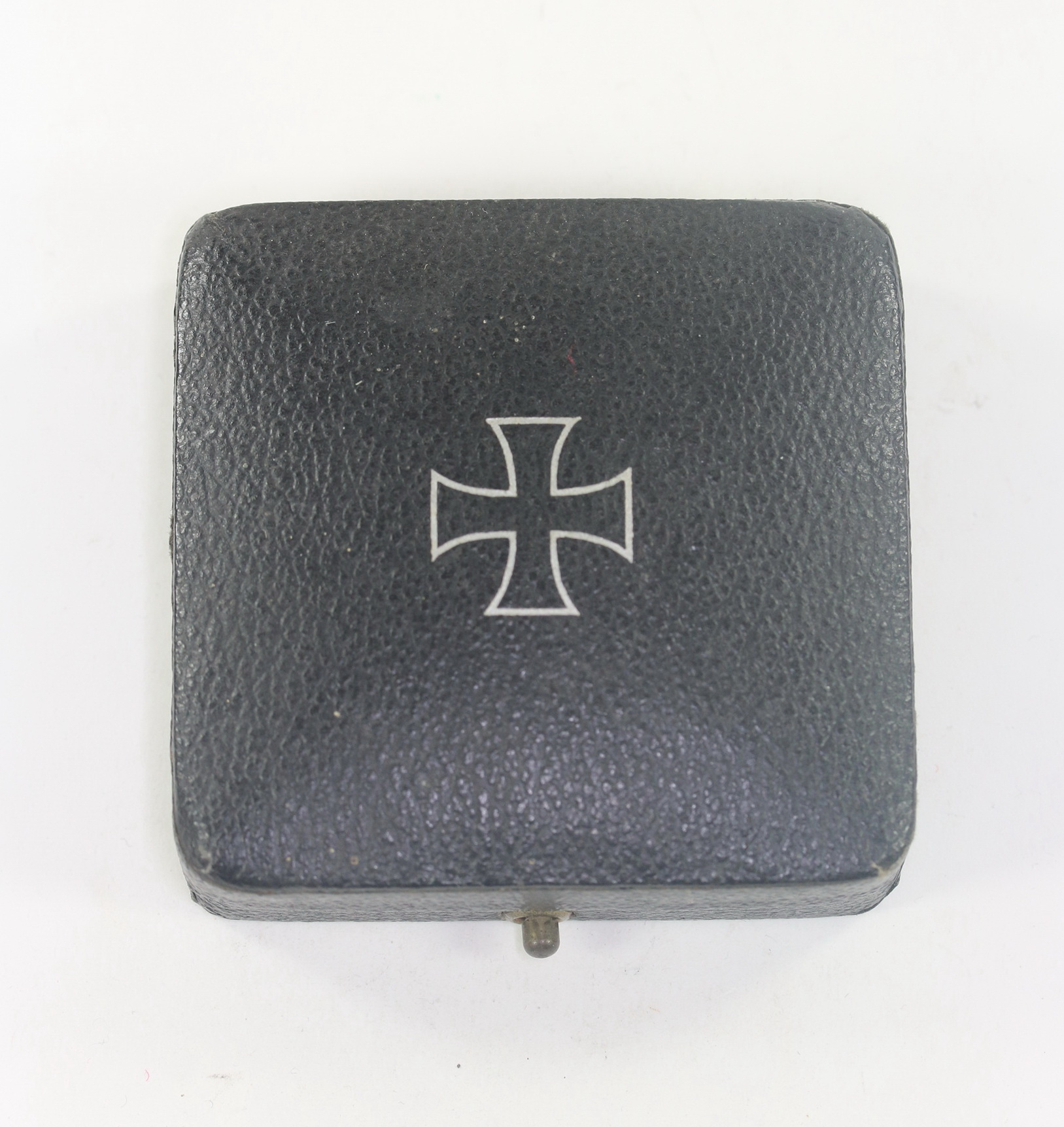 etui_eisernes_kreuz_1 Etui Eisernes Kreuz 1. Klasse 1939, gewölbter Deckel – Bild 1
