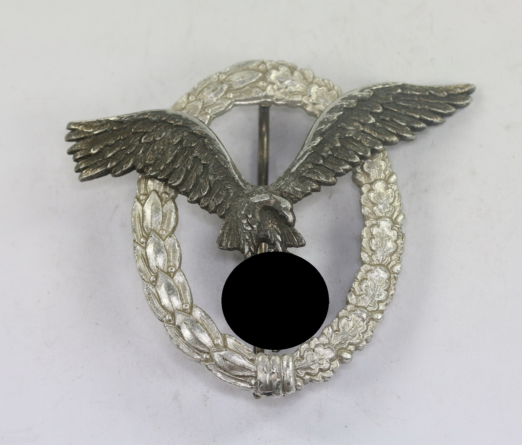 Flugzeugführerabzeichen der Luftwaffe, Aluminium (!), Hst. A D.R.G.M. (A.1) – Bild 1