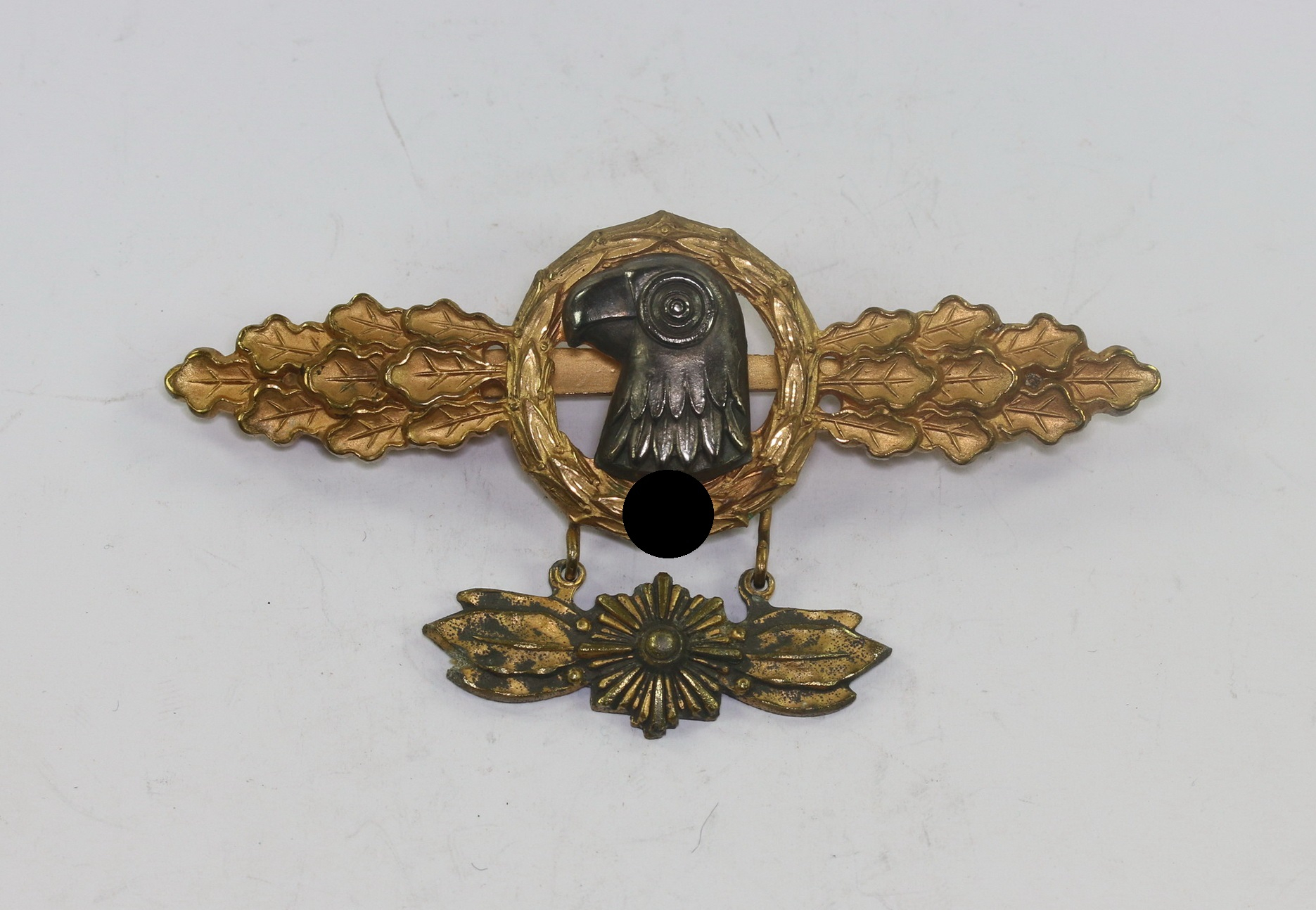 frontflugspange_f_r_aufkl_rer_in_gold_mit_stern_anh_nger_1__3 Gold Operational Flight Clasp for Observer with Star Pendant. – Bild 1