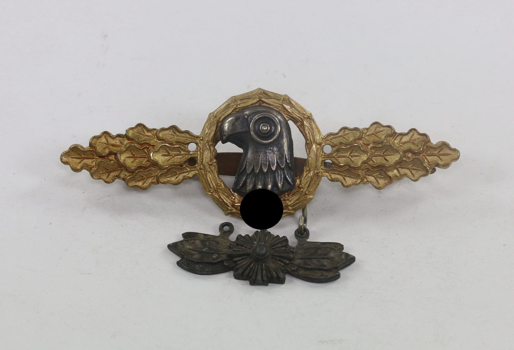 Gold Operational Flight Clasp for Observer with Star Pendant. Possessions of Oberleutnant Franz Rödel – Bild 1