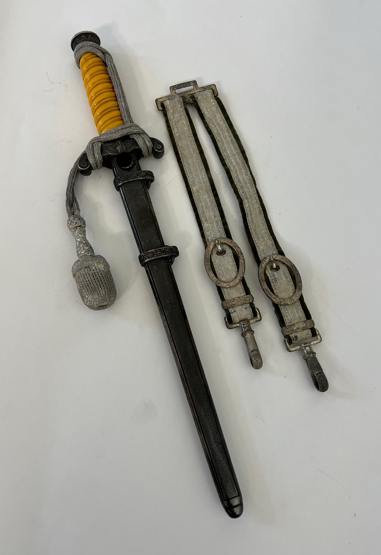 Army OfficerDagger with Hanger. Maker Tiger Solingen. – Bild 1