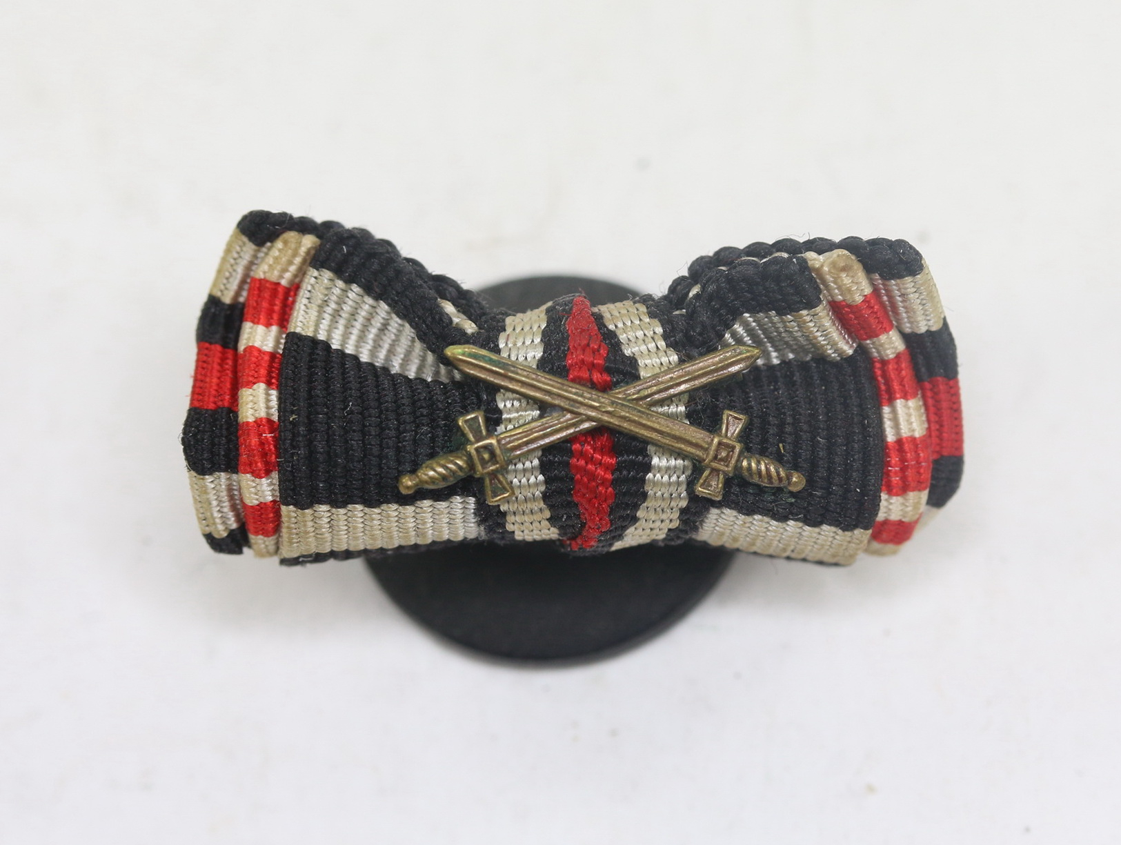 Three Place Buttonhole Decoration.  – Bild 1