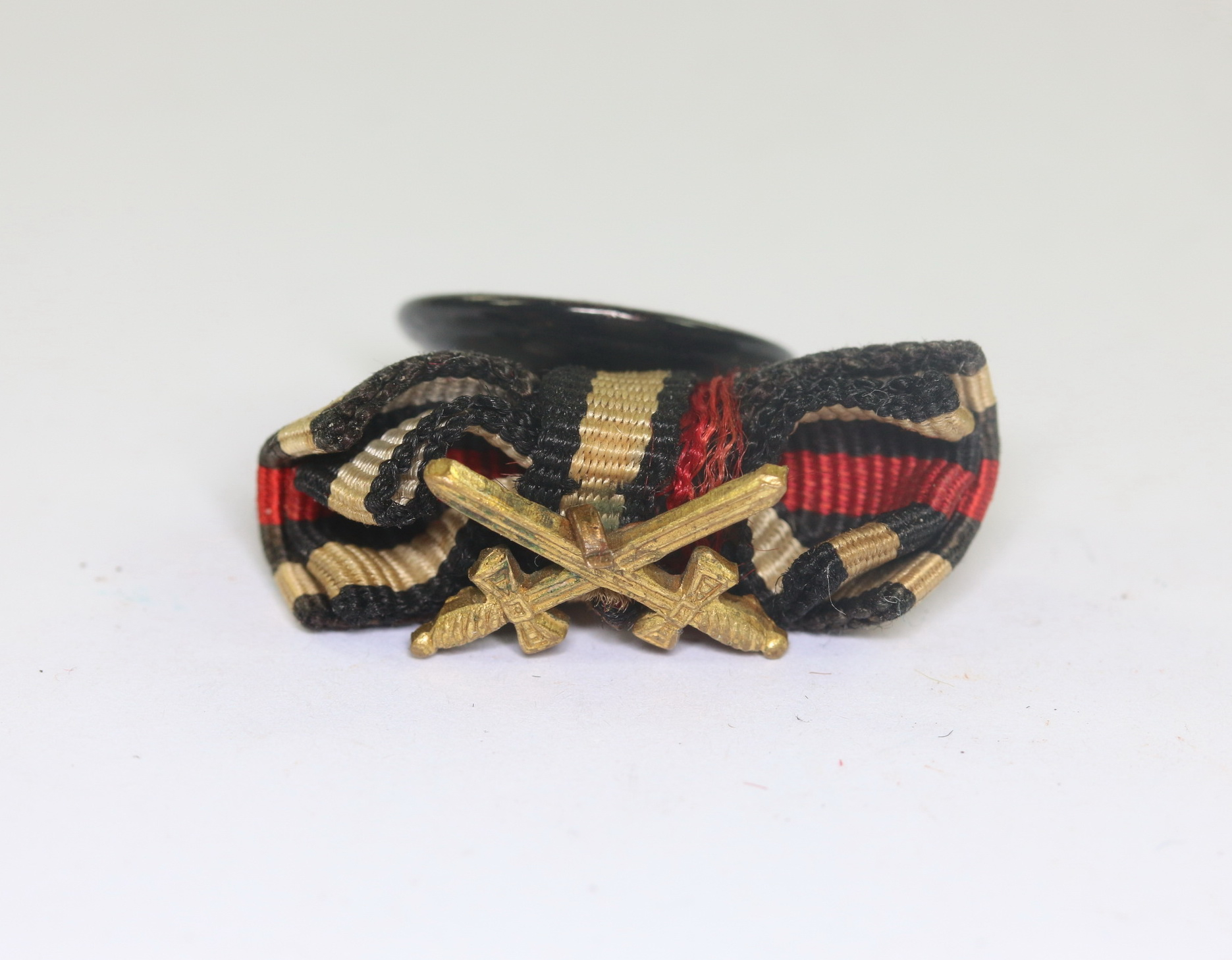 Buttonhole Decoration, Hindenburg Cross for Combatants.  – Bild 1