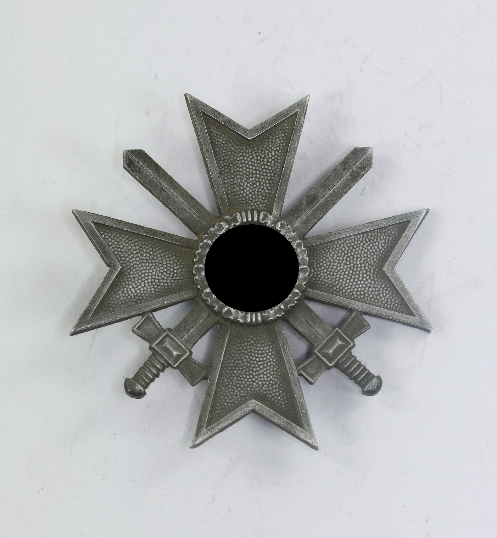 kriegsverdienstkreuz_1 War Merit Cross 1st Class with Swords. Maker 4 (Steinhauer & Lück, Lüdenscheid) – Bild 1