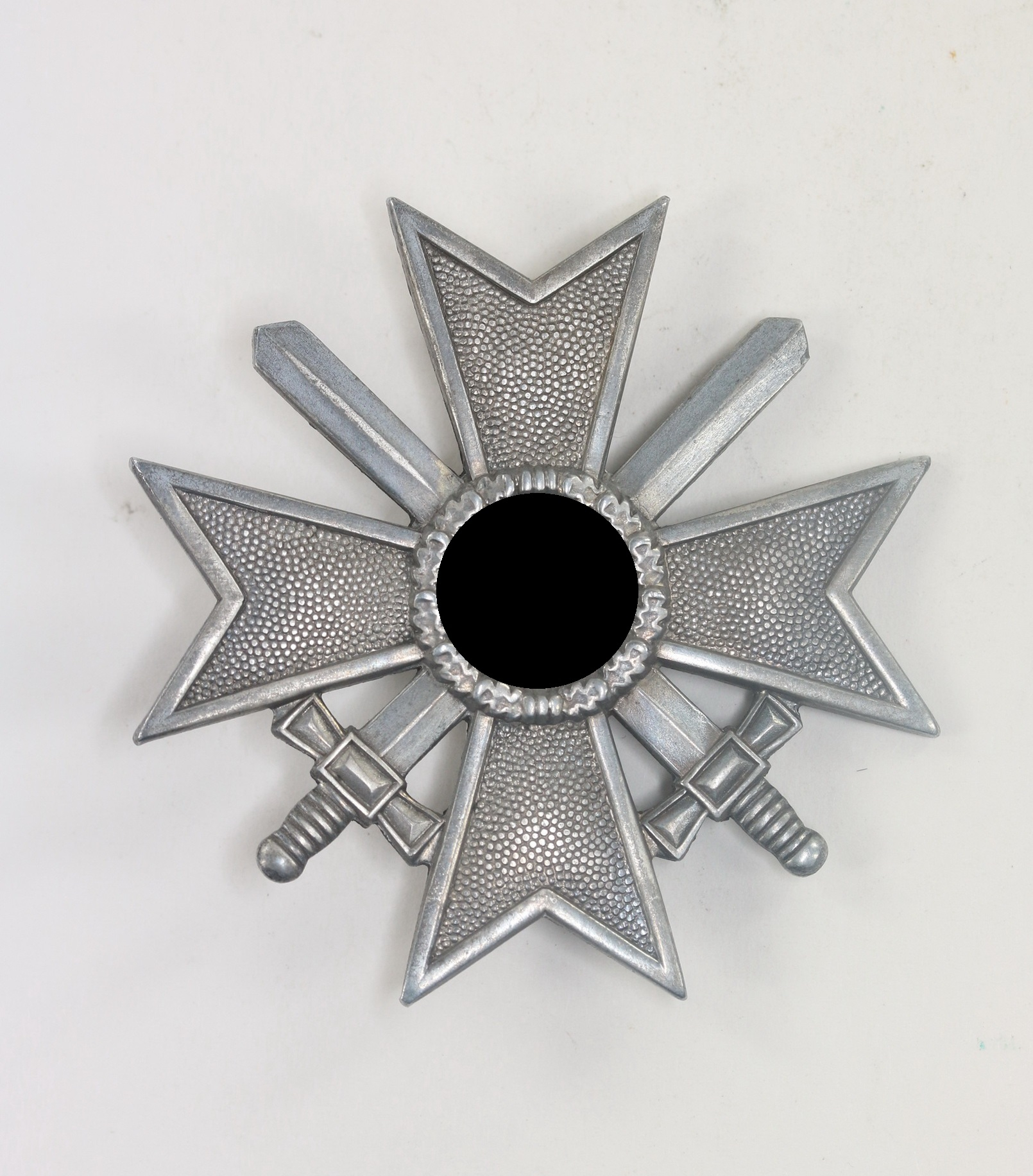 kriegsverdienstkreuz_1 Kriegsverdienstkreuz 1. Klasse mit Schwertern, Hst. 62 (Kerbach & Oesterhelt, Dresden) – Bild 1