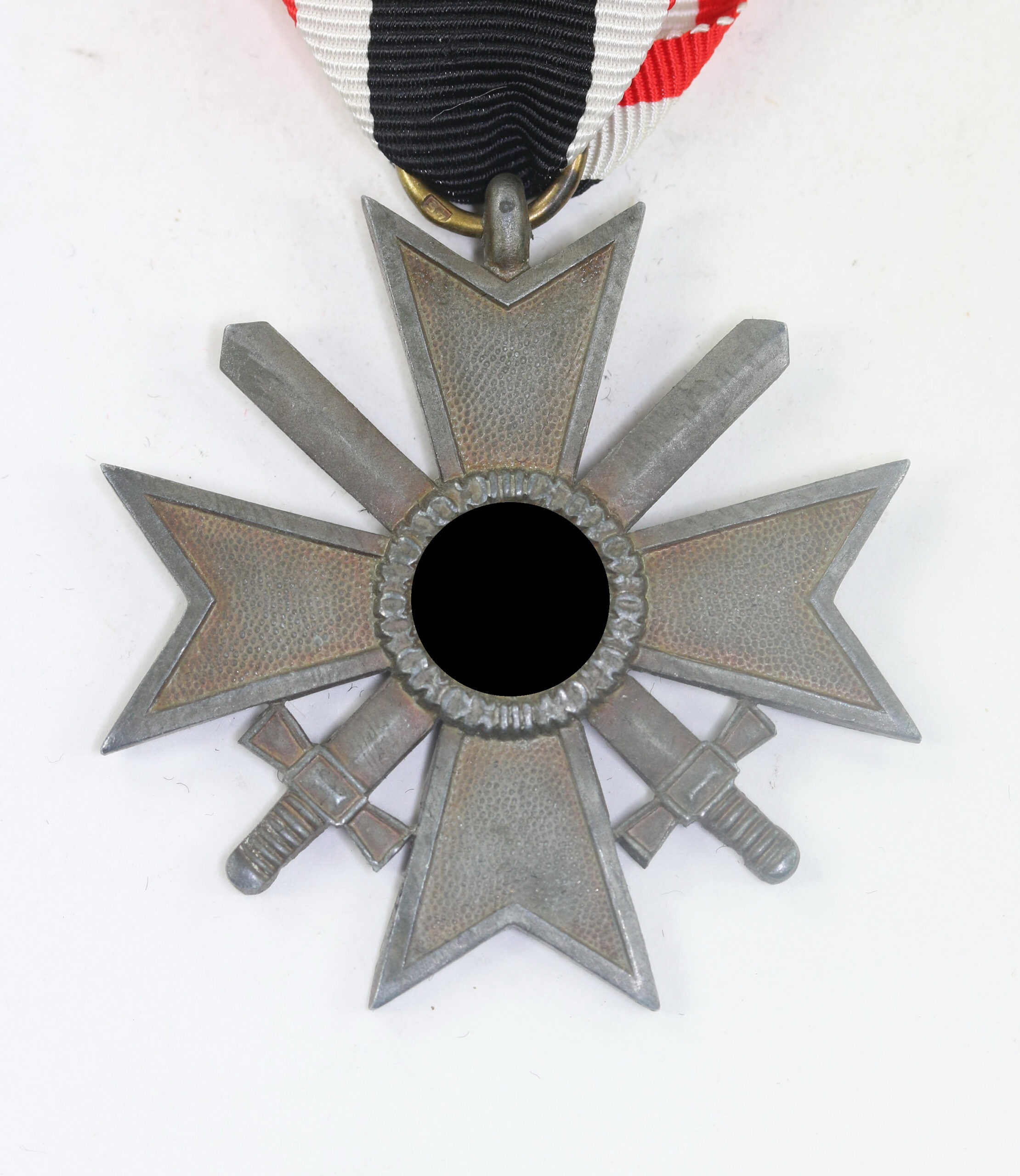 Kriegsverdienstkreuz 2. Klasse mit Schwertern, Hst. 45 (Franz Jungwirth, Wien) – Bild 1