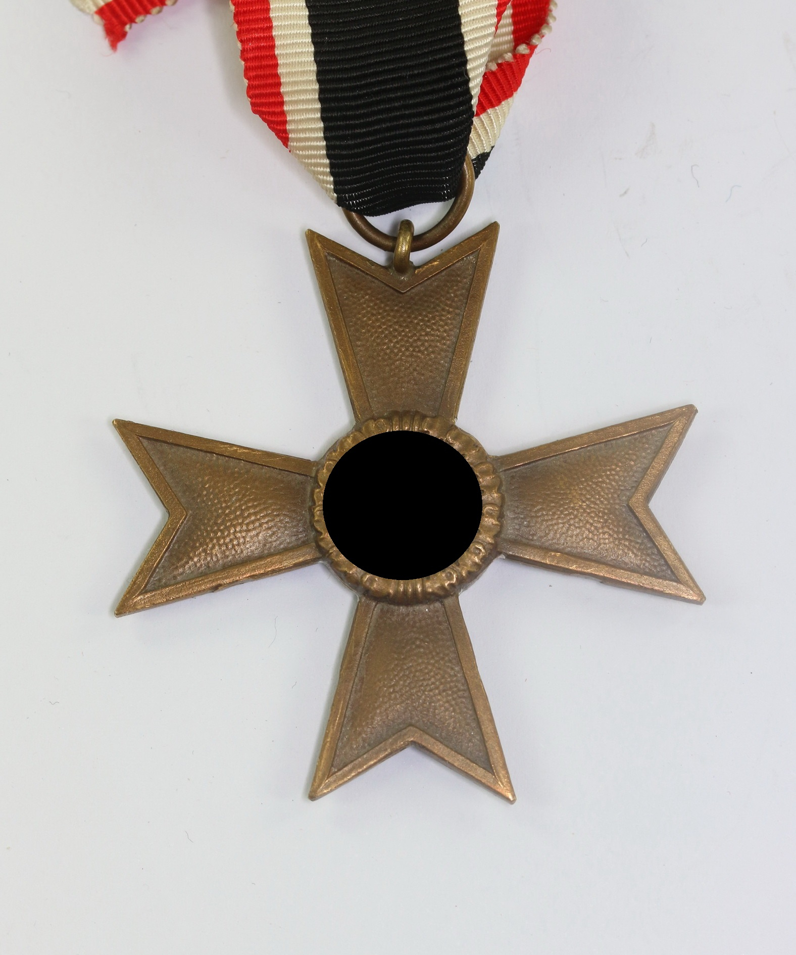 War Merit Cross 2nd Class. Maker L/12 (C.E. Juncker, Berlin) on Rim. – Bild 1