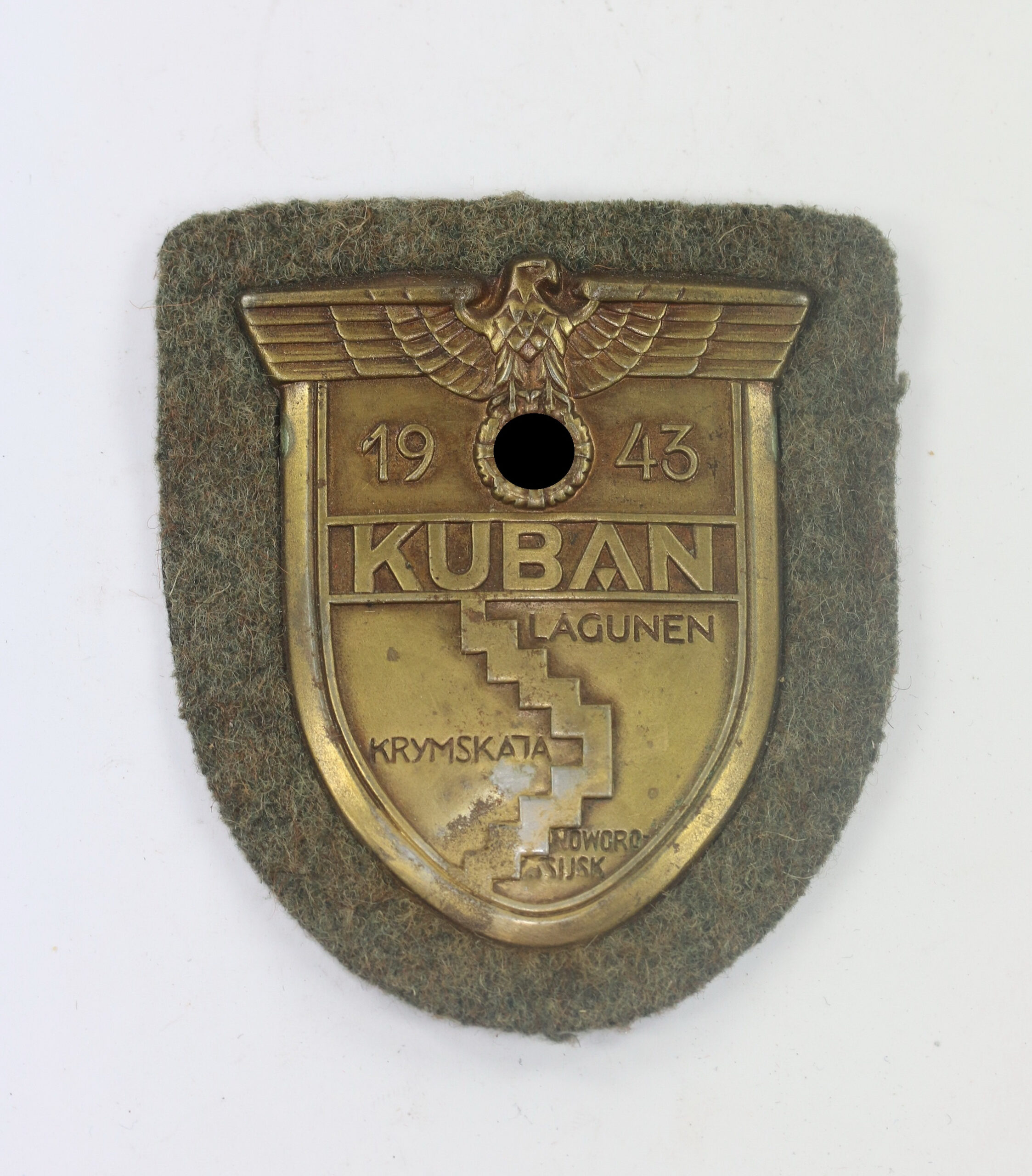 kubanschild_auf_heersstoff_typ_5_3__1 Kubanschild auf Heersstoff, Typ 5.1 – Bild 1