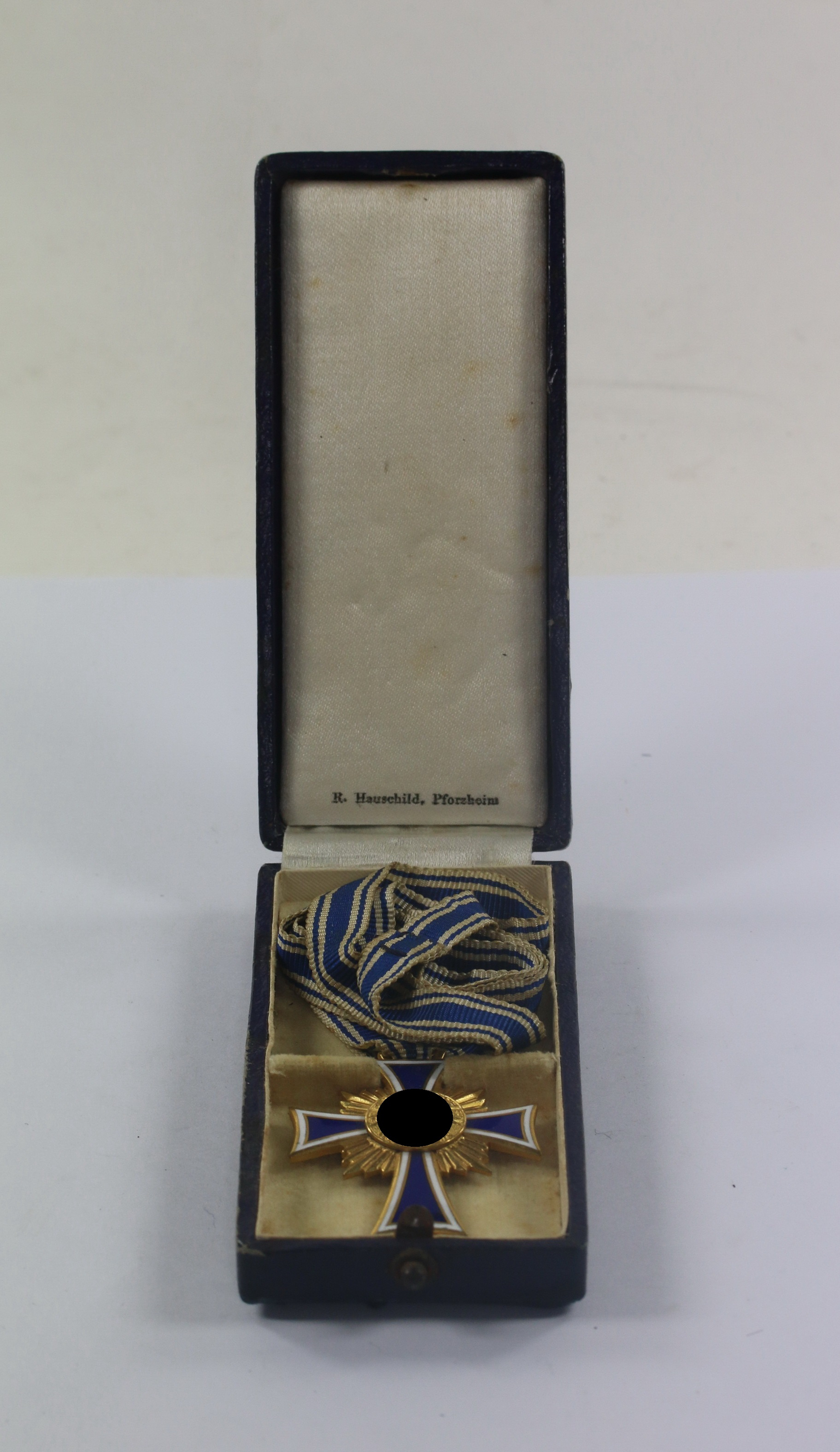 Cased Gold Mother Cross, R. Hauschild, Pforzheim – Bild 1