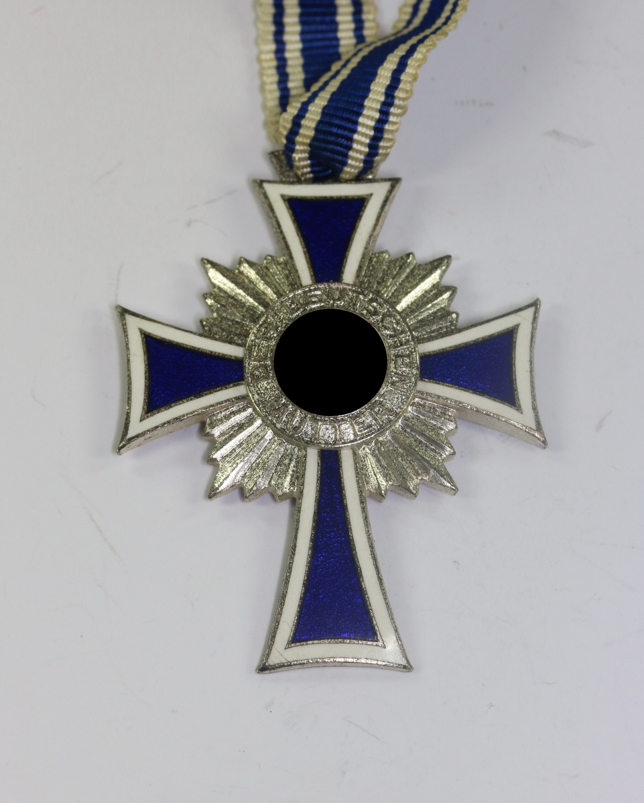 mutterkreuz_in_silber_zweite_stufe_1__1 Mutterkreuz in Silber (Zweite Stufe) – Bild 1
