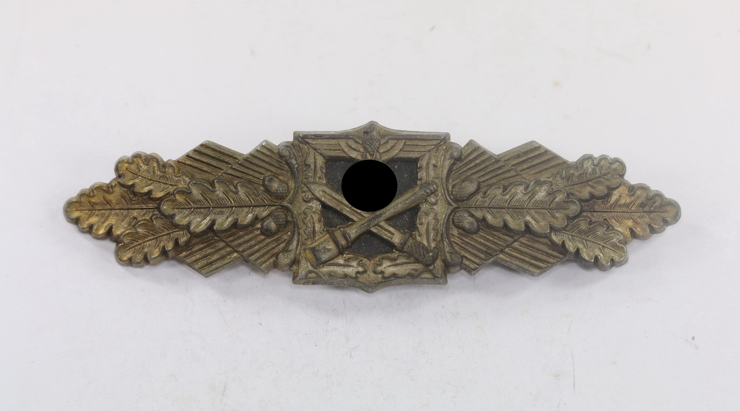 Nahkampfspange in Bronze, Hst. F&BL (Funcke & Brüninghaus, Lüdenscheid) – Bild 1