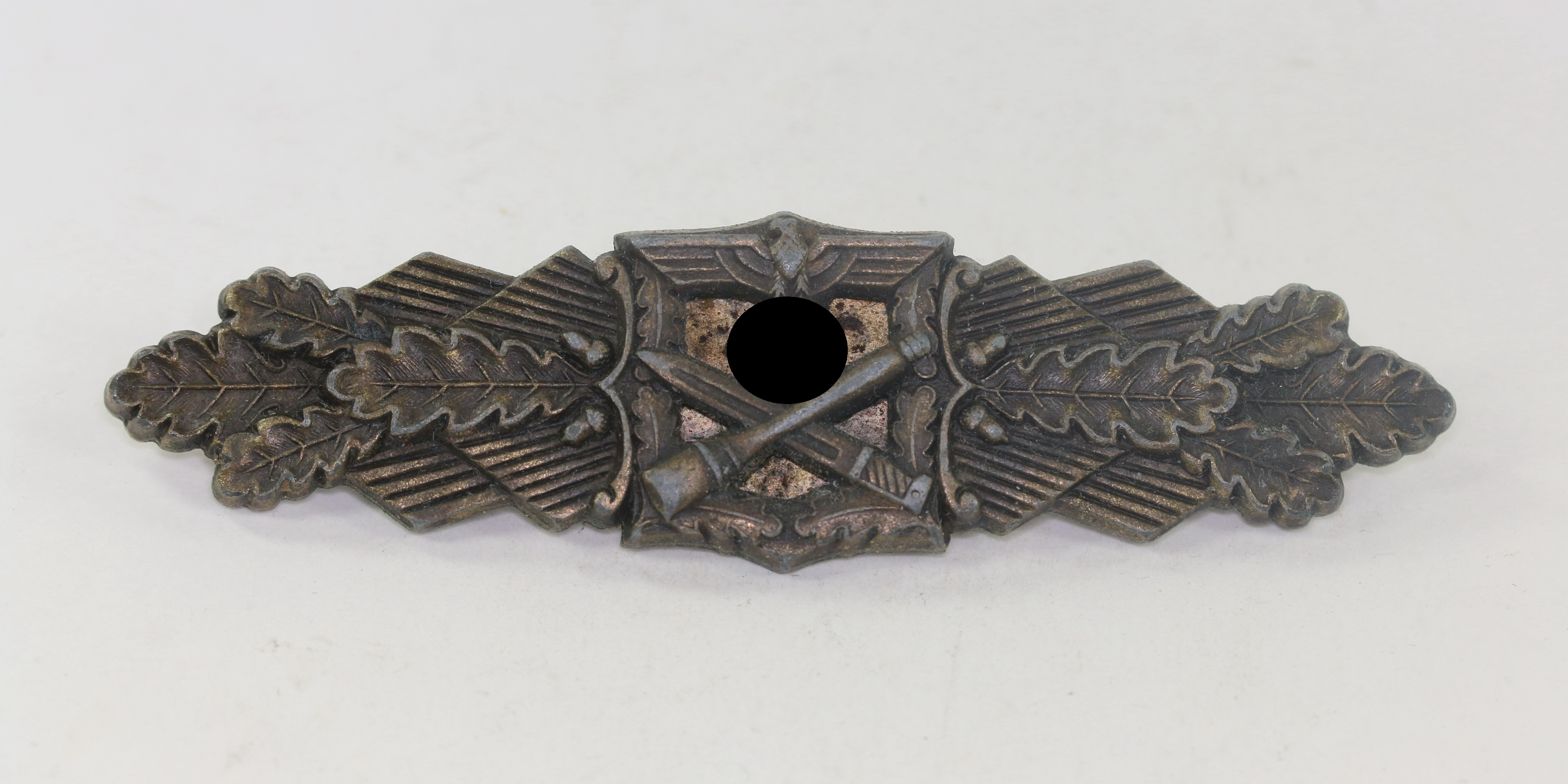 Nahkampfspange in Bronze, Hst. FLL (1. Modell) Friedrich Linden, Lüdenscheid – Bild 1