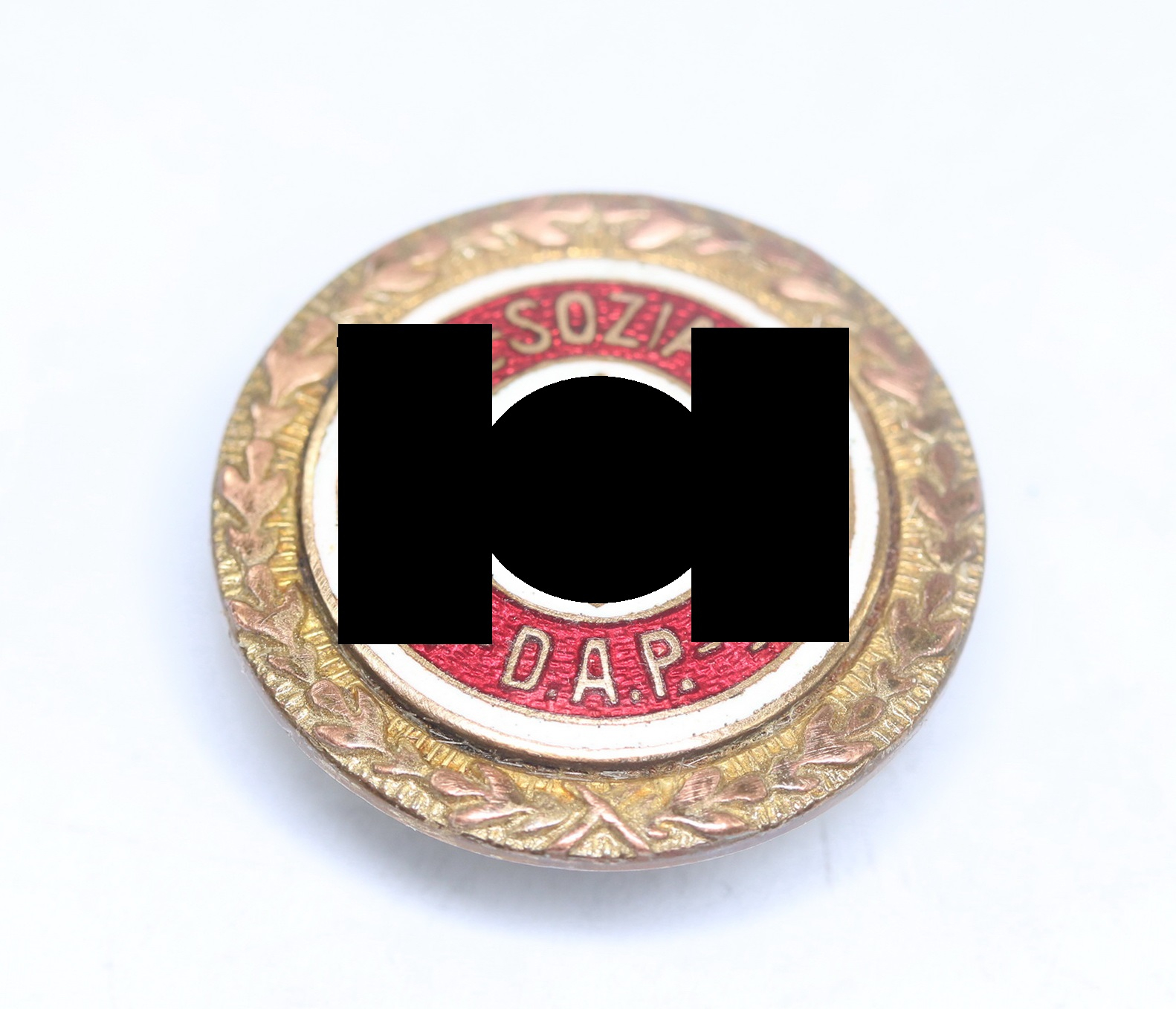 NSDAP Kleines Goldenes Parteiabzeichen, Knopfloch Ausführung (!) Verleihungsnummer 88084 – Bild 1