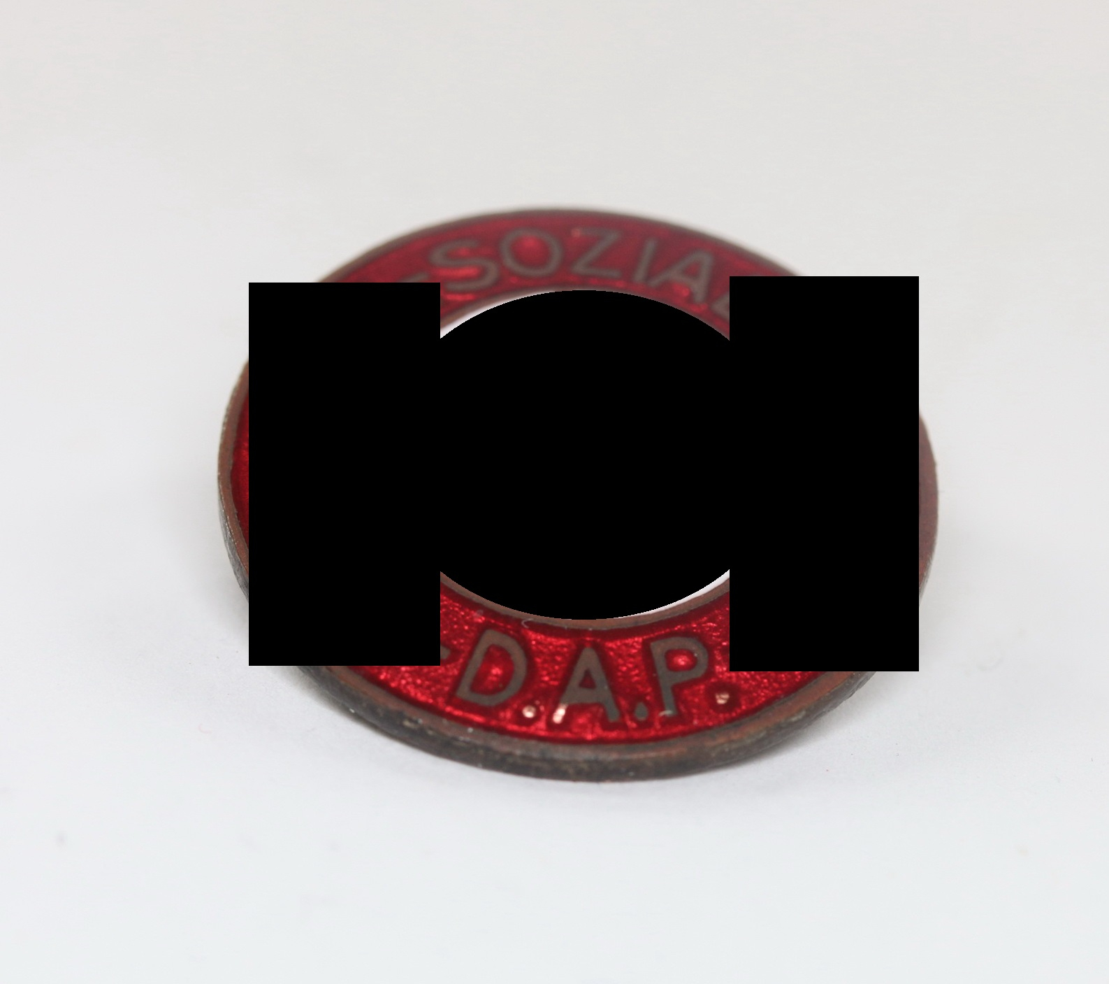 NSDAP Parteiabzeichen, Hst. RZM M1/67 Ges. Gesch. (Karl Schenker, Schwäb-Gmünd) – Bild 1