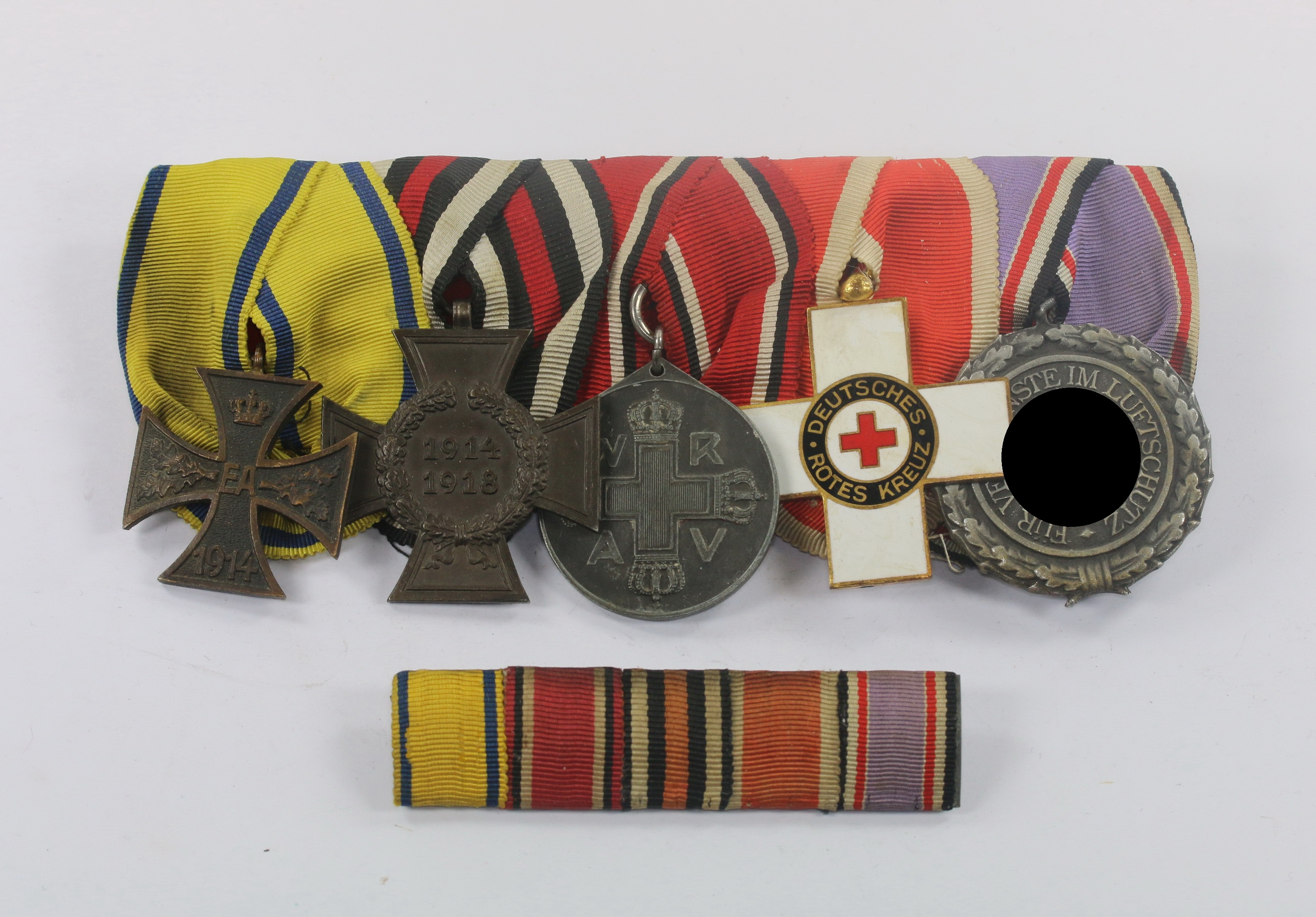 ordenschnalle_5x_feldspange_fahnenfabrik_mehn_inhaber_erich_grothe_braunschweig_seit_1890_1__1 Five Place Medal Bar with Ribbon Bar, Fahnenfabrik Mehn Inhaber Erich Grothe Braunschweig Seit 1890 – Bild 1