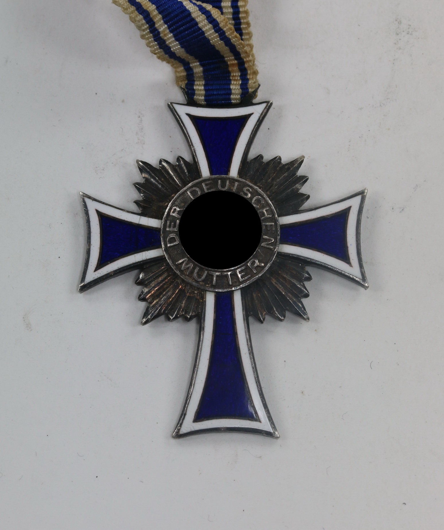 original_mutterkreuz_in_silber_1__5 Mutterkreuz in Silber – Bild 1