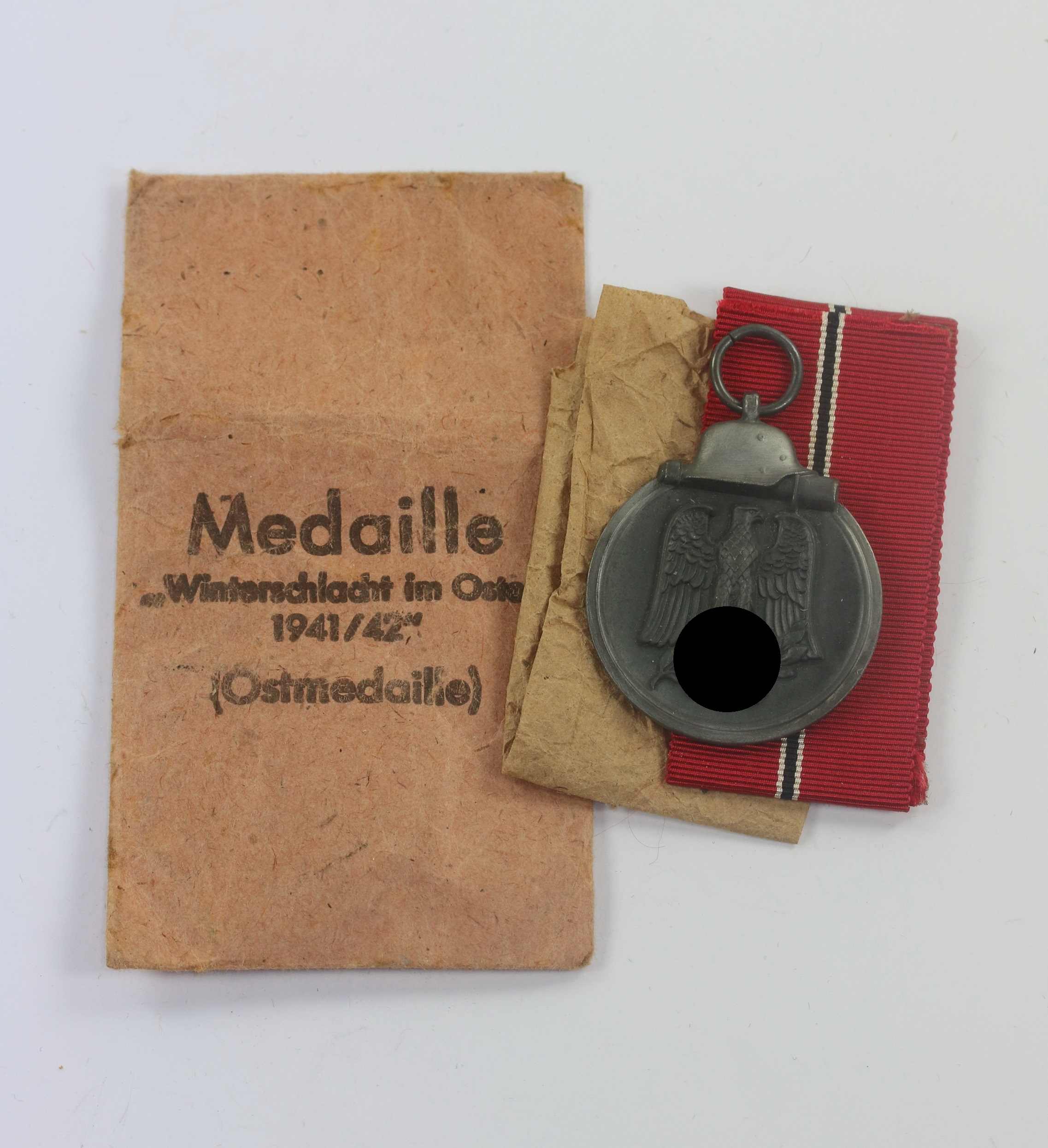 Ostmedaille, Hst. 30, in Verleihungstüte Hauptmünzamt Wien 40 – Bild 1