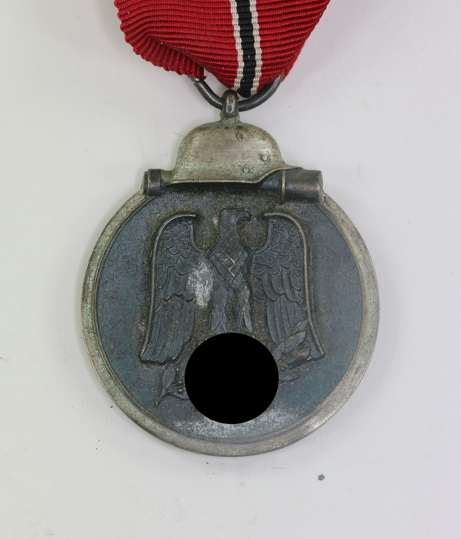 ostmedaille_hst Eastern Front Medal. Maker 61 (Rudolf Karnath & Sohn, Gablonz) – Bild 1
