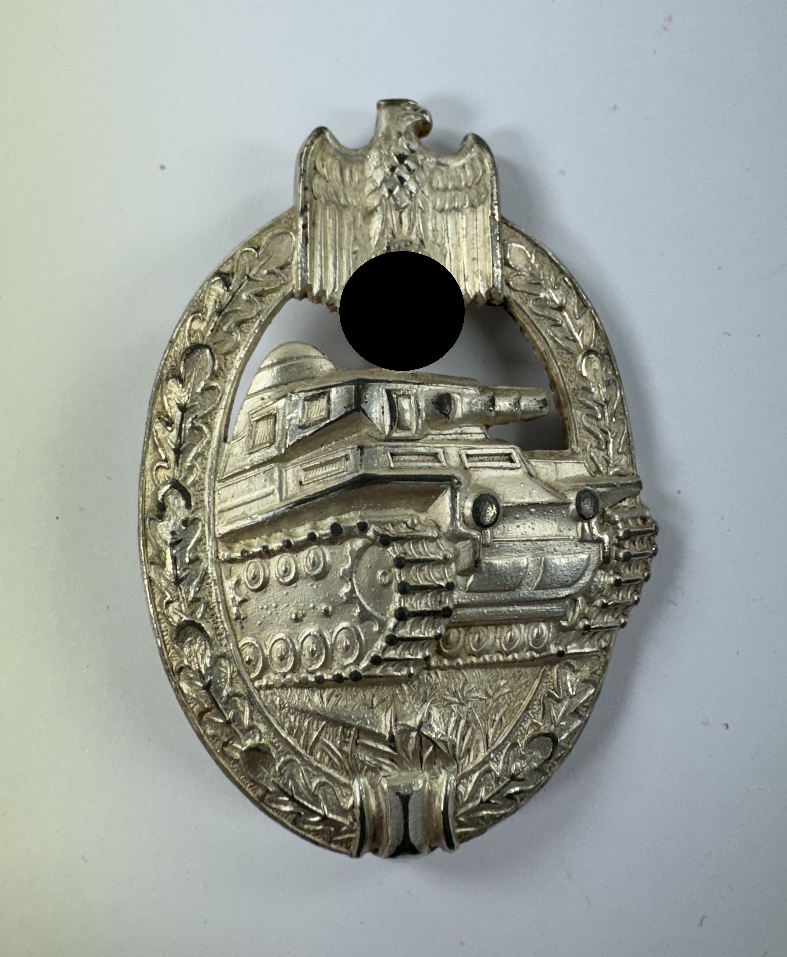 Silver Panzer Assault Badge. Maker A.S. (Adolf Scholze, Gablonz) – Bild 1