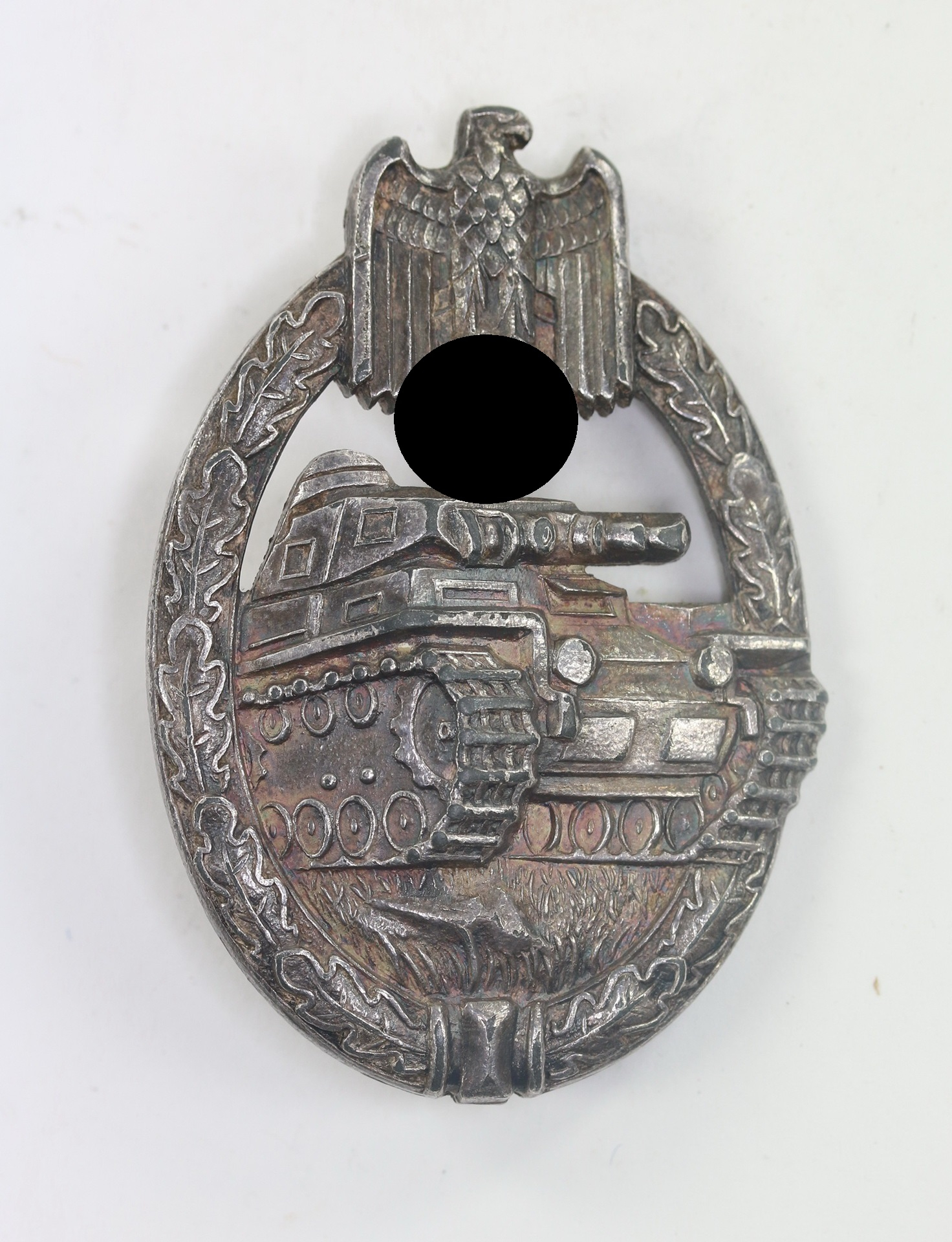 Panzerkampfabzeichen in Silber, Hst. W (Karl Wurster, Markneukirchen), Zink (!) – Bild 1