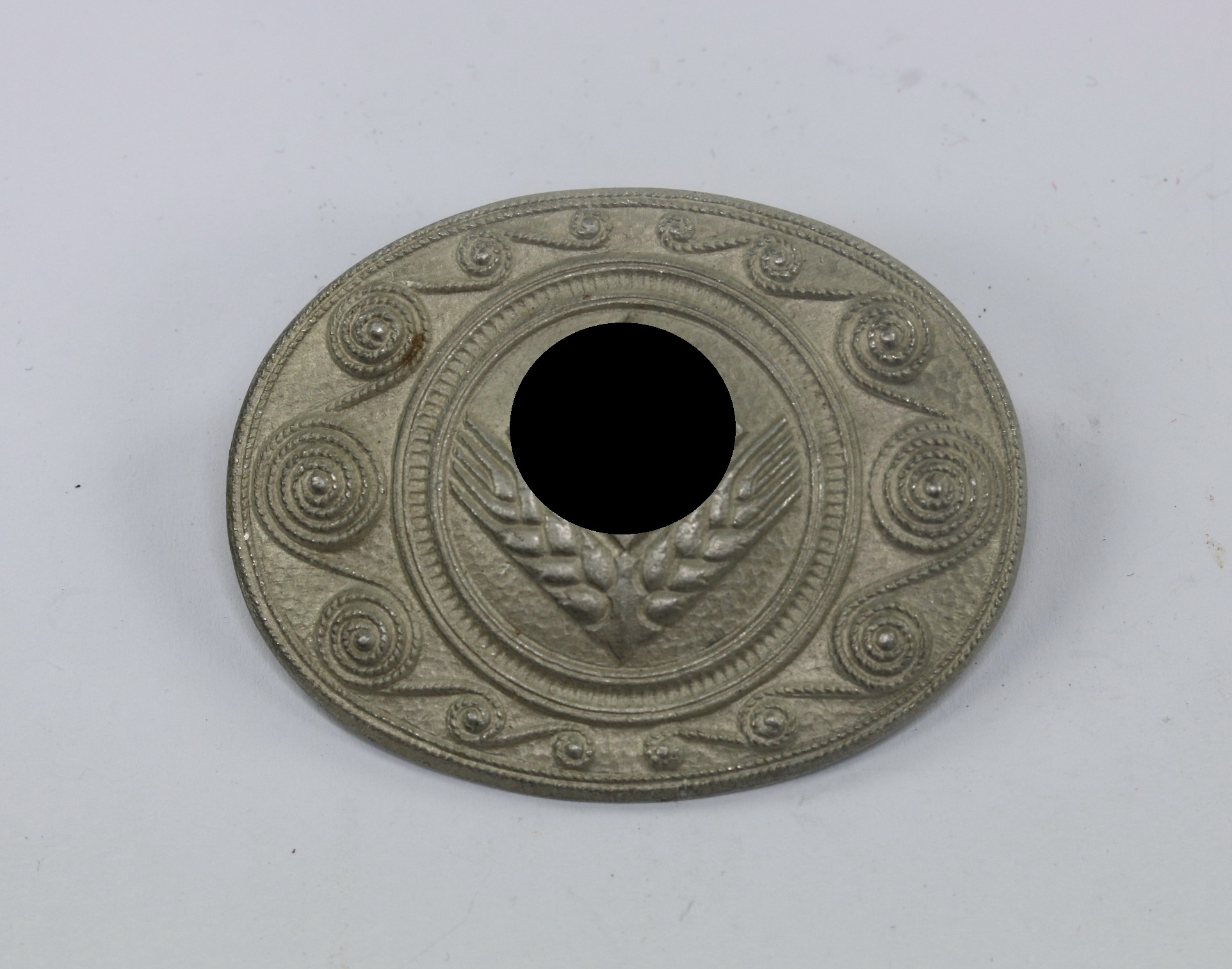 National Labour Service (RAD). Brooch for Female Auxiliaries. Maker A (Assmann & Sohn, Lüdenscheid) – Bild 1