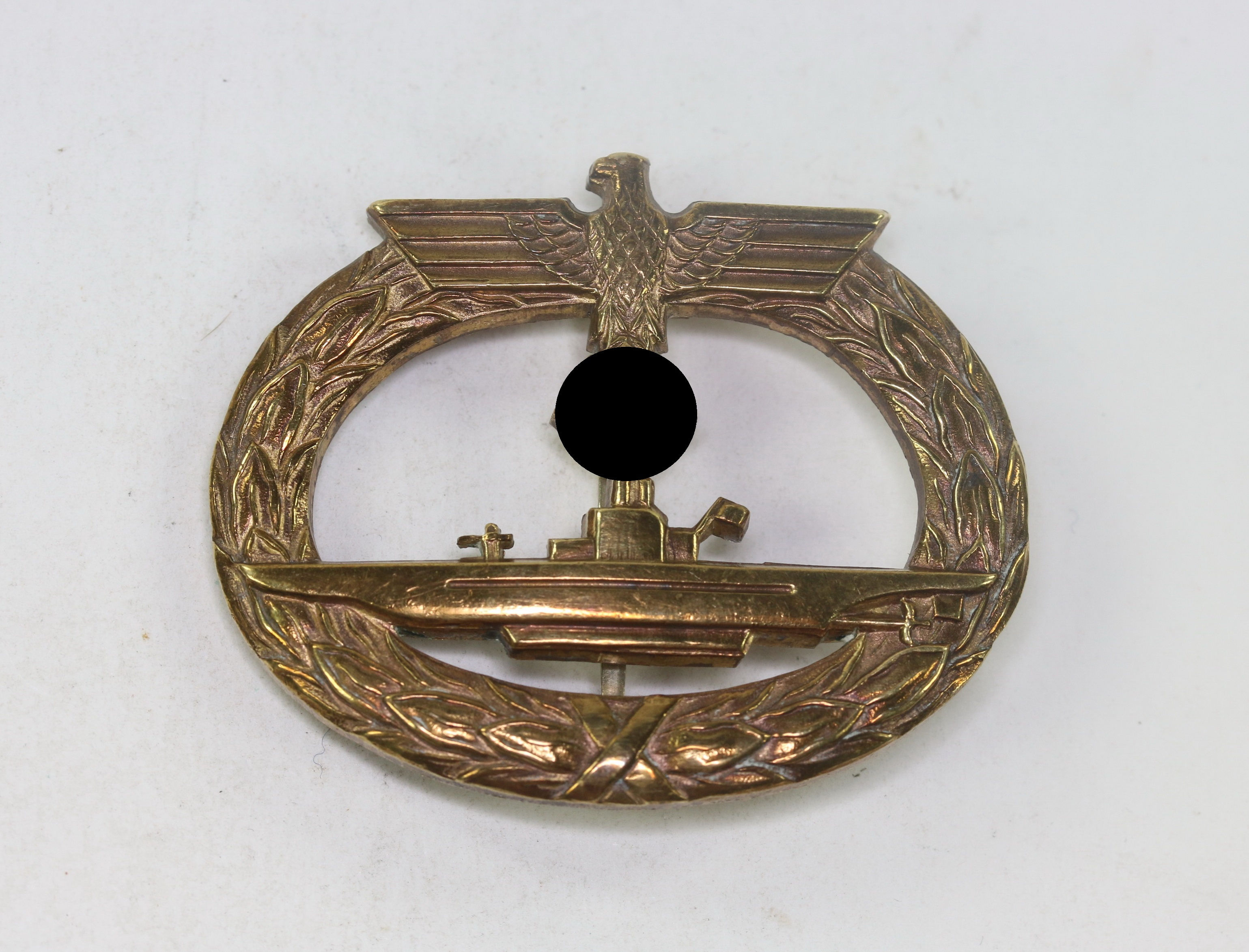 ubootskriegsabzeichen_1939_otto_schickle_pforzheim_buntmetall_1__1_1 Submarine War Badge. Type Otto Schickle, Pforzheim (Buntmetall) – Bild 1