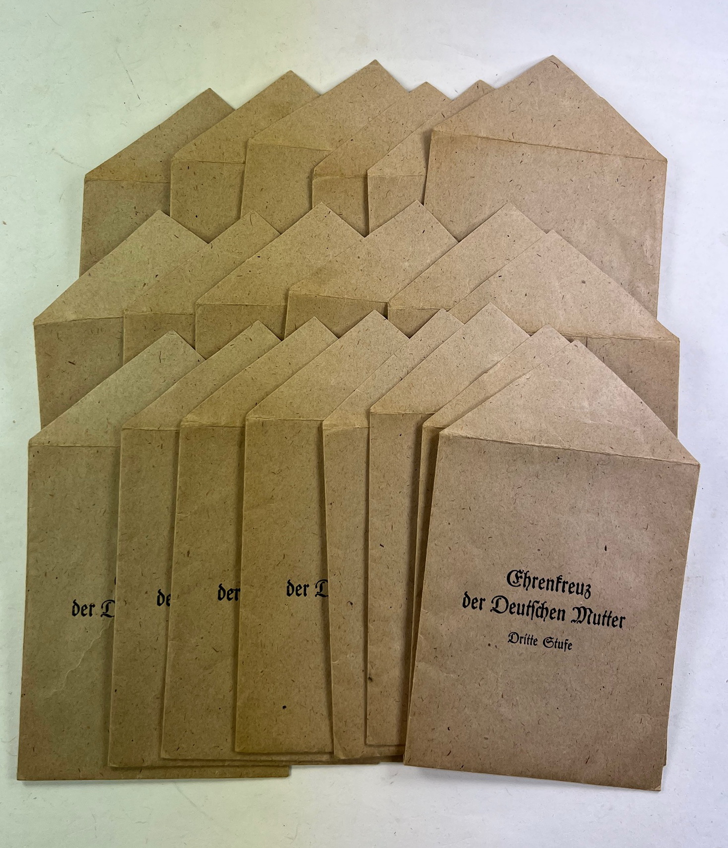 Envelope for the Bronze Mother Cross, Louis Gottlieb & Söhne Oberstein a. d. Nahe, Hortfunf (!) – Bild 1