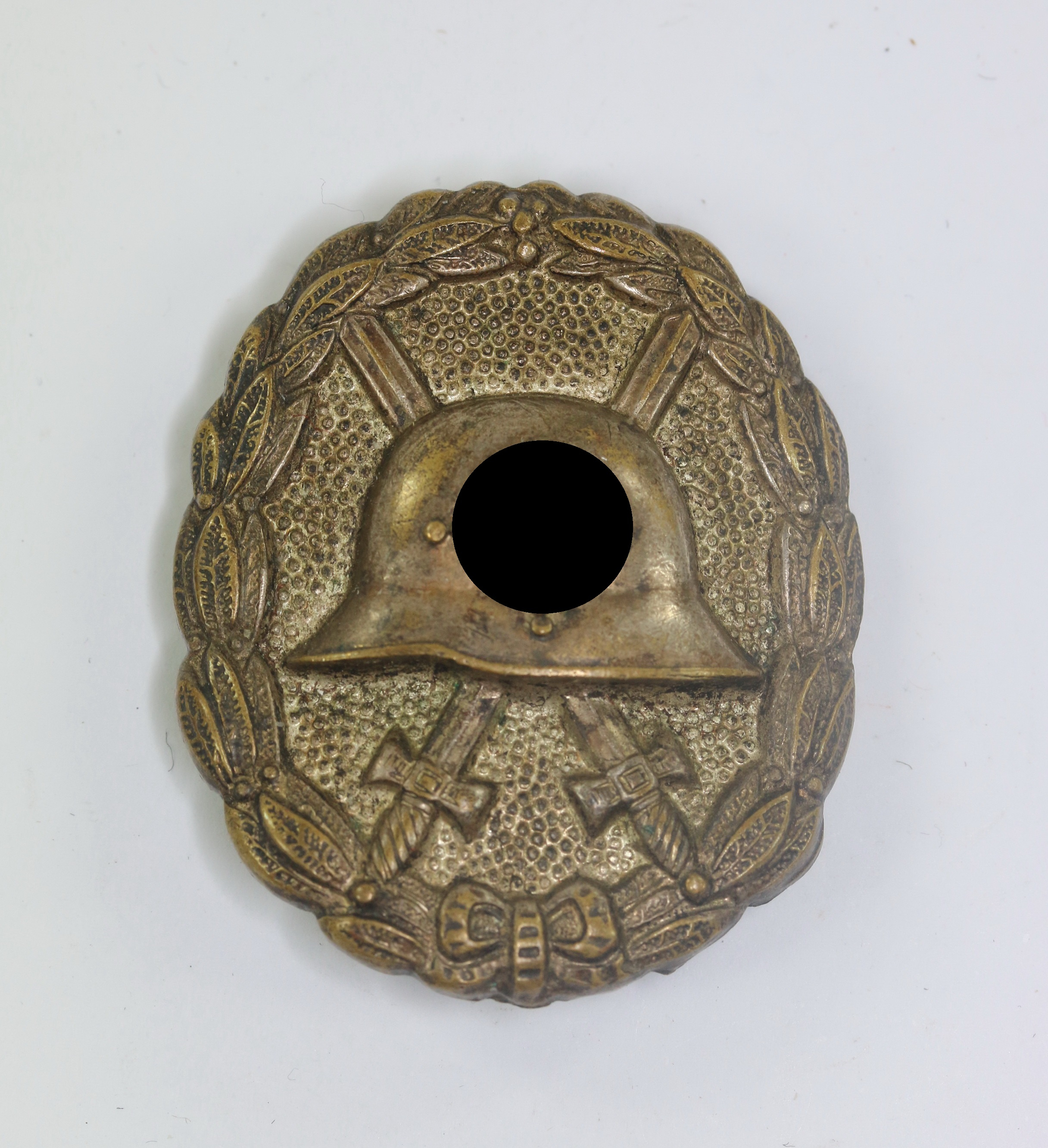 Verwundetenabzeichen in Silber 1939, 1. Form (Buntmetall) – Bild 1