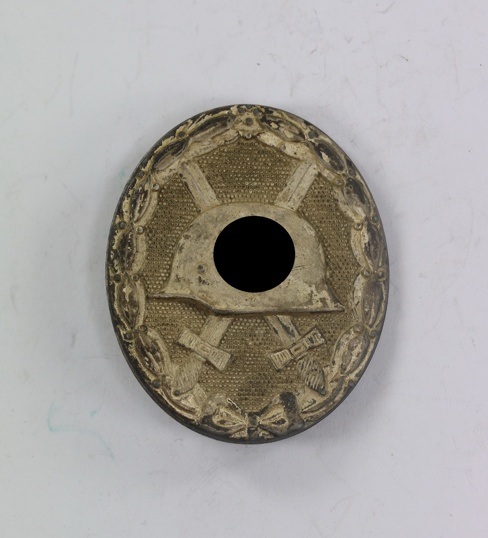 Silver Wound Badge. Maker 30 (Hauptmünzamt Wien) – Bild 1