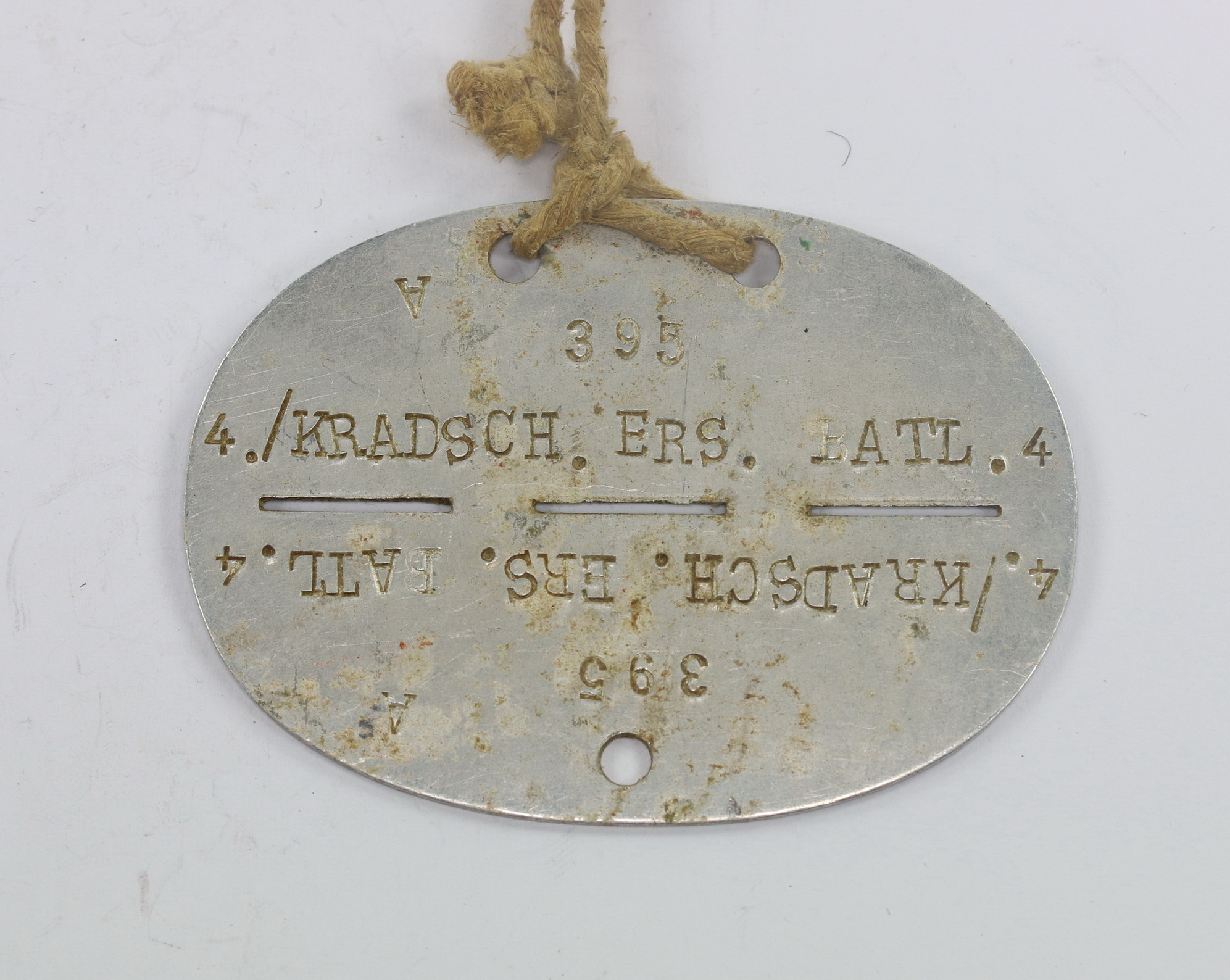Identity Disc, Kradschützen Ersatz Bataillion 4 (Kradsch. Ers. Batl. 4) – Bild 1