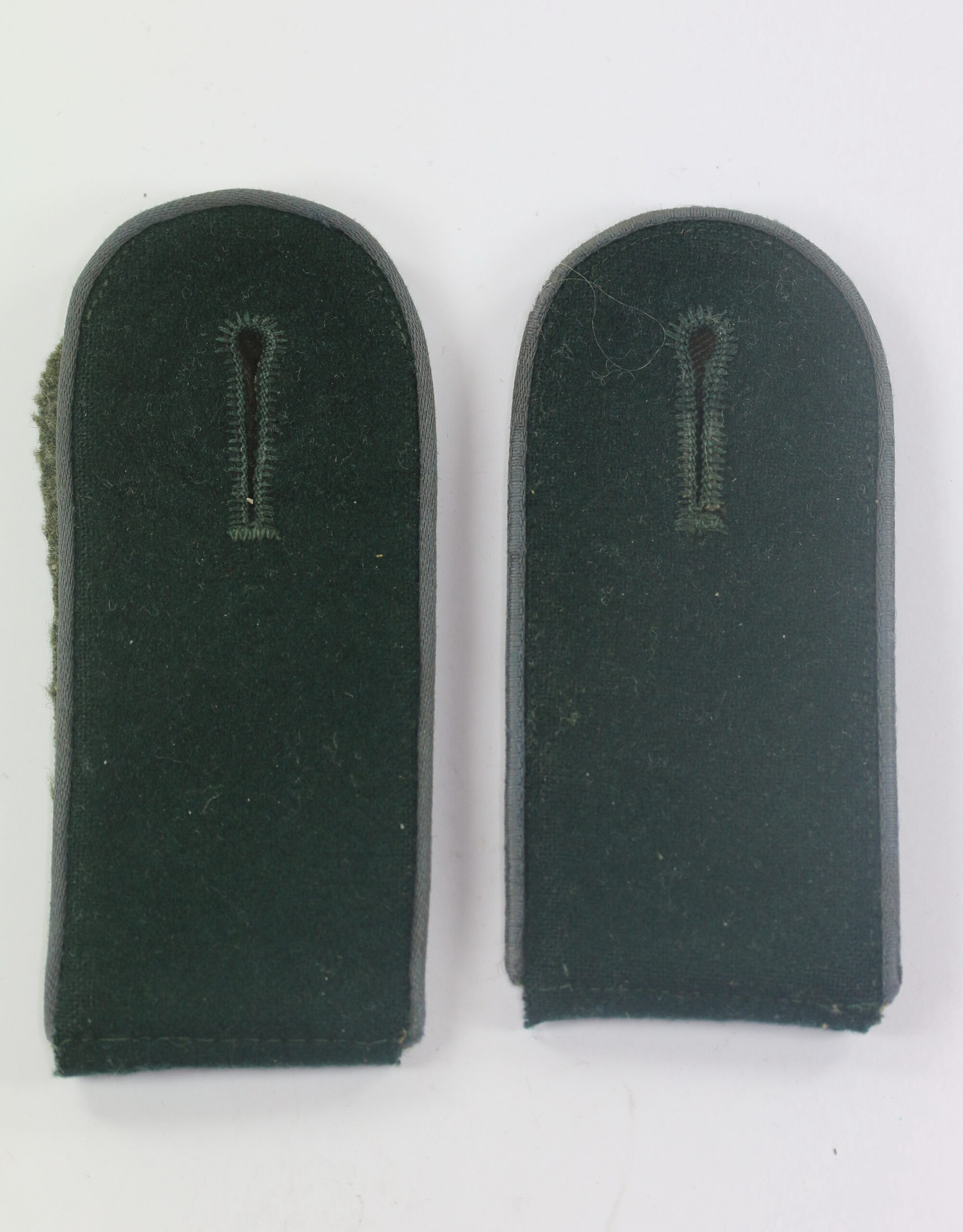 wehrmacht_heer_paar_fr_he_schulterklappen_mannschaften_transport_waffenfarbe_hellblau_1_ Wehrmacht Heer, Paar frühe Schulterklappen Mannschaften Transport (Waffenfarbe hellblau) – Bild 1