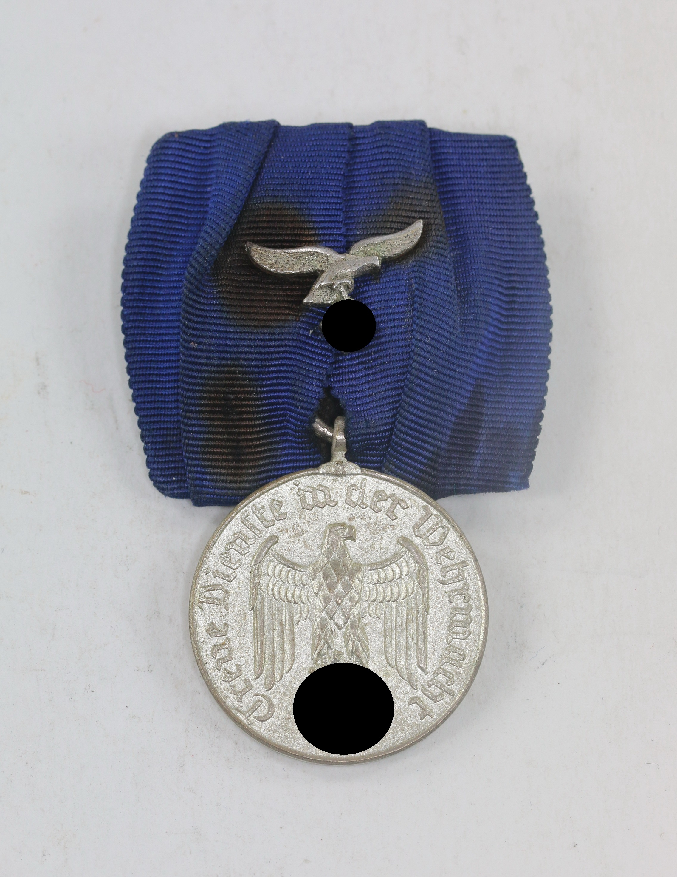 Armed Forces Loyal Service Medal for Four Years in the Luftwaffe. Court Mount.  – Bild 1
