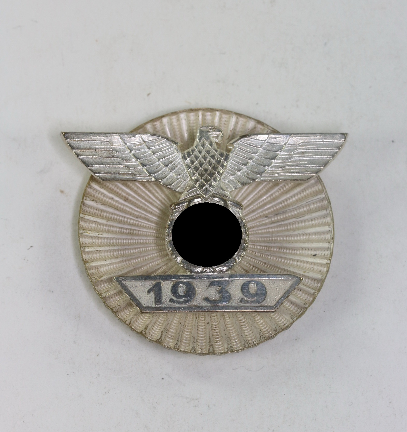 Repetition Clasp 1939 to the Iron Cross 1st Class 1914 on Screwback. Type Wilhelm Deumer, Lüdenscheid – Bild 1
