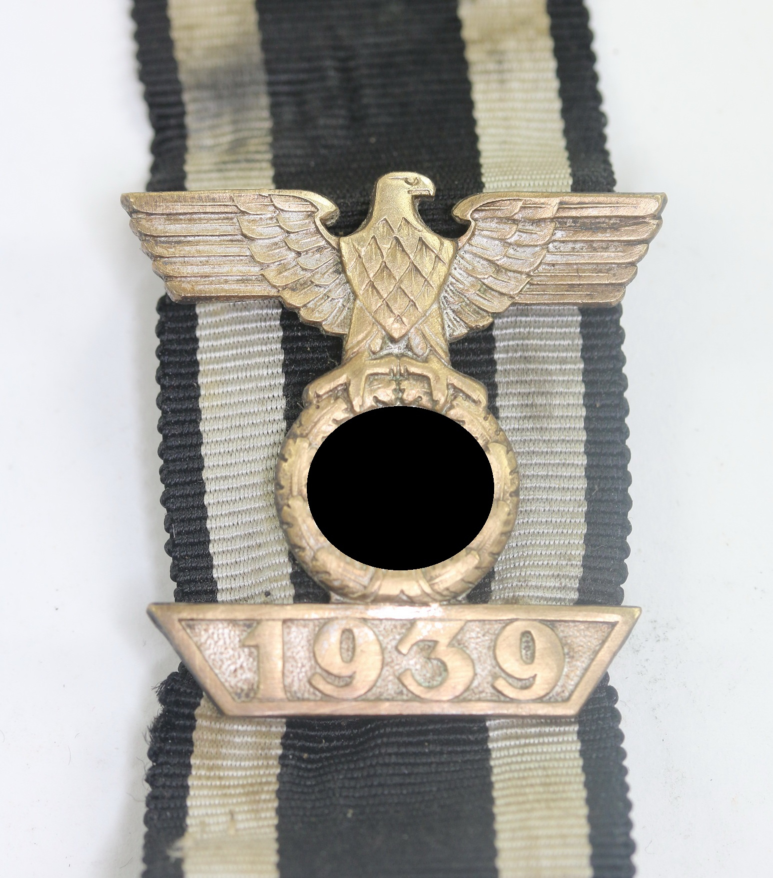 Repetition Clasp 1939 to the Iron Cross 2nd Class 1914. Type Wilhelm Deumer, Lüdenscheid (Buntmetall) – Bild 1