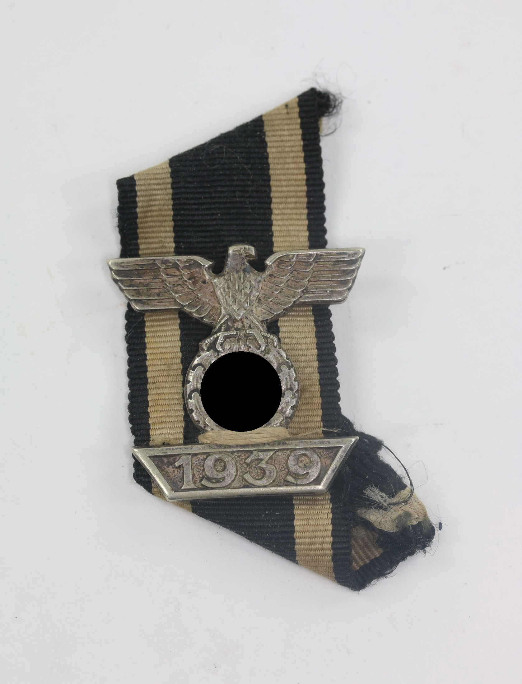 wiederholungsspange_2 Repetition Clasp 1939 to the Iron Cross 2nd Class 1914. Type B.H. Mayer, Pforzheim. – Bild 1