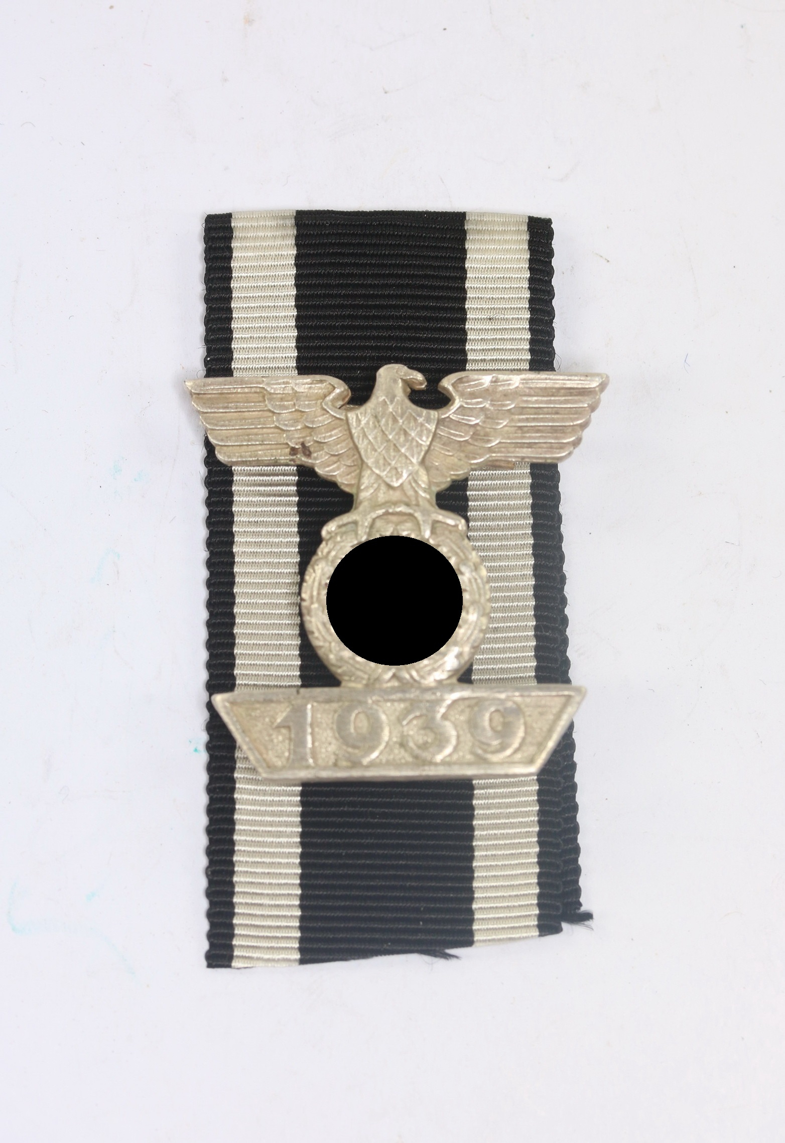 Repetition Clasp 1939 to the Iron Cross 2nd Class 1914. Type Ziemer & Söhne Oberstein, Tombak. – Bild 1